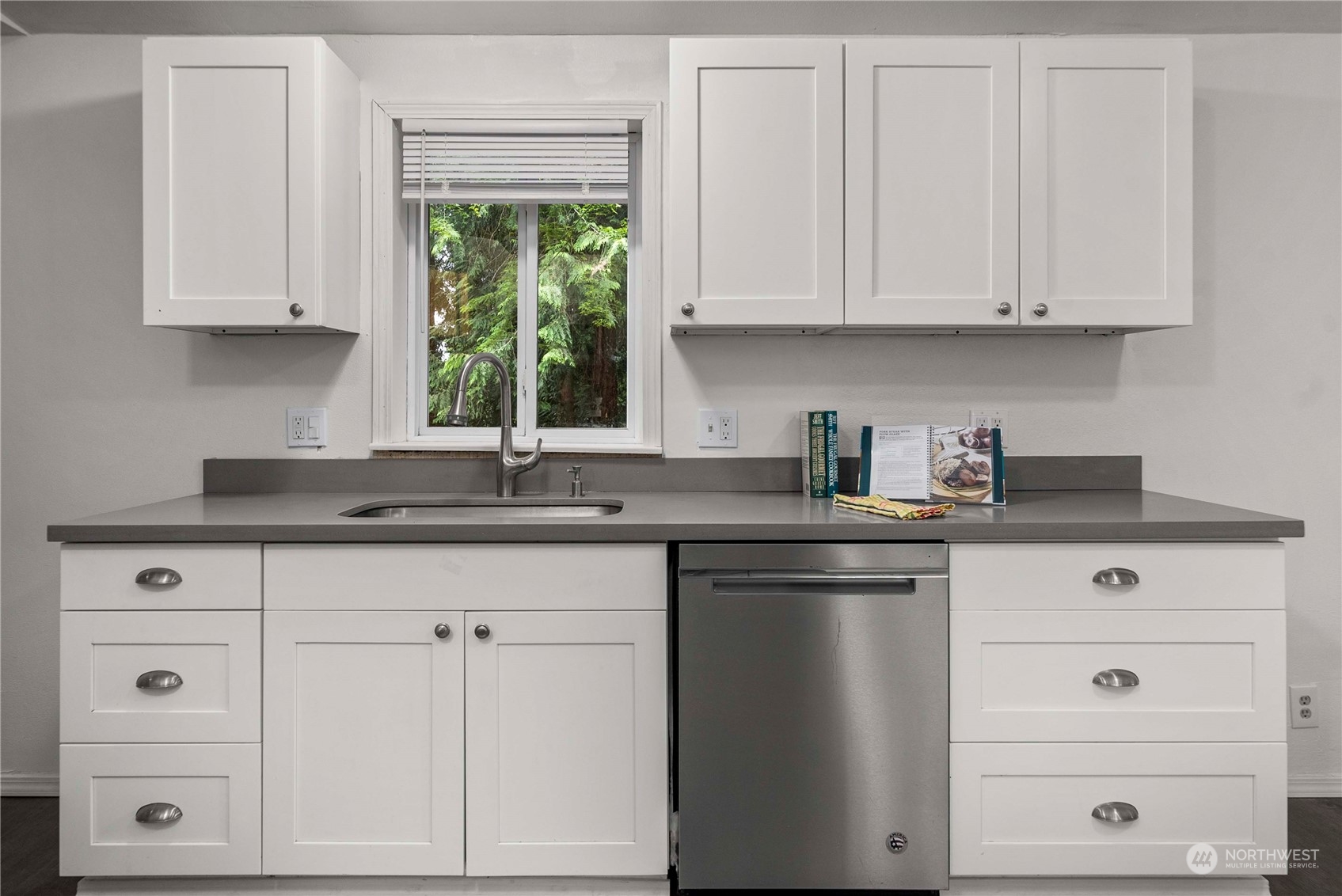 1524 Bertha Avenue NW