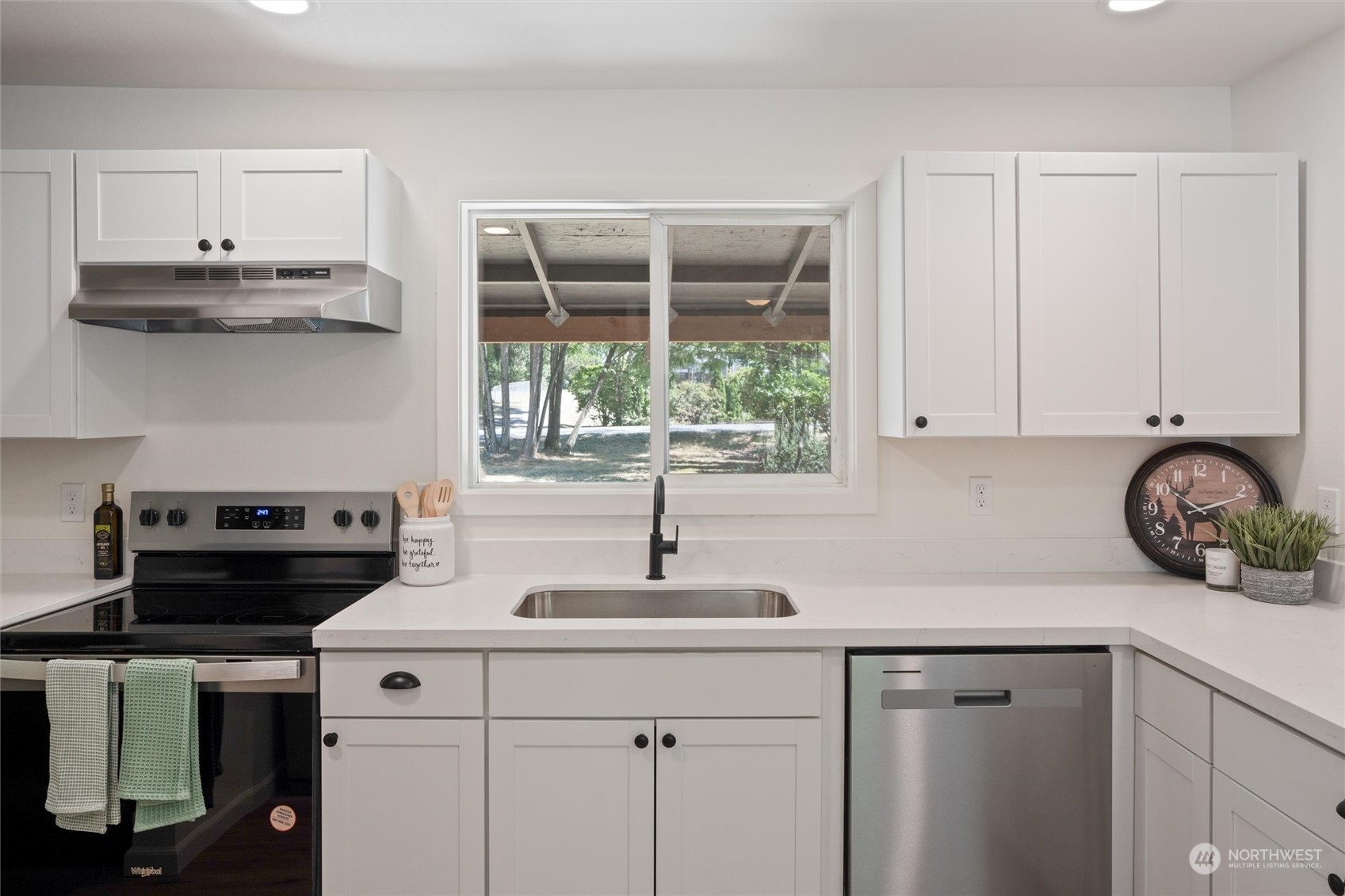 2449 Rocky Point Road NW