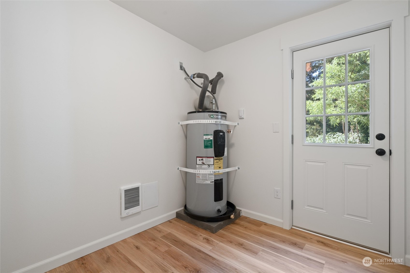 2449 Rocky Point Road NW