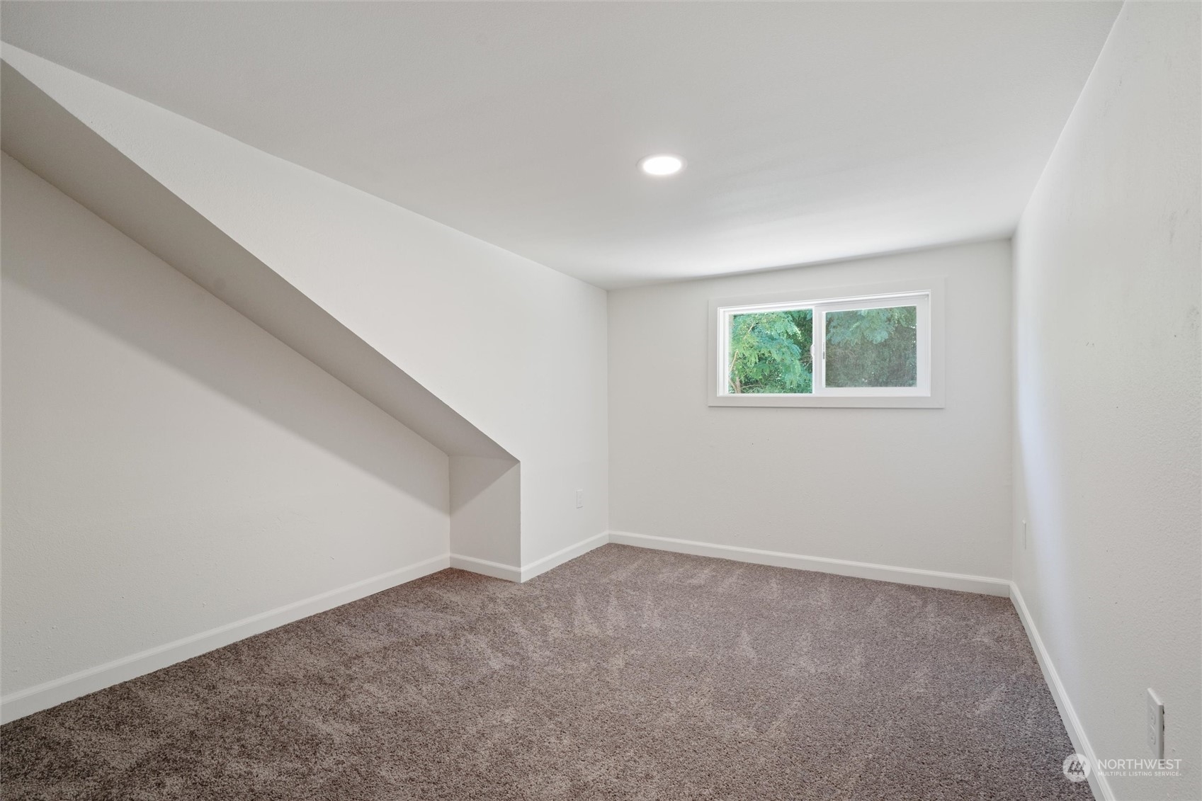 2449 Rocky Point Road NW