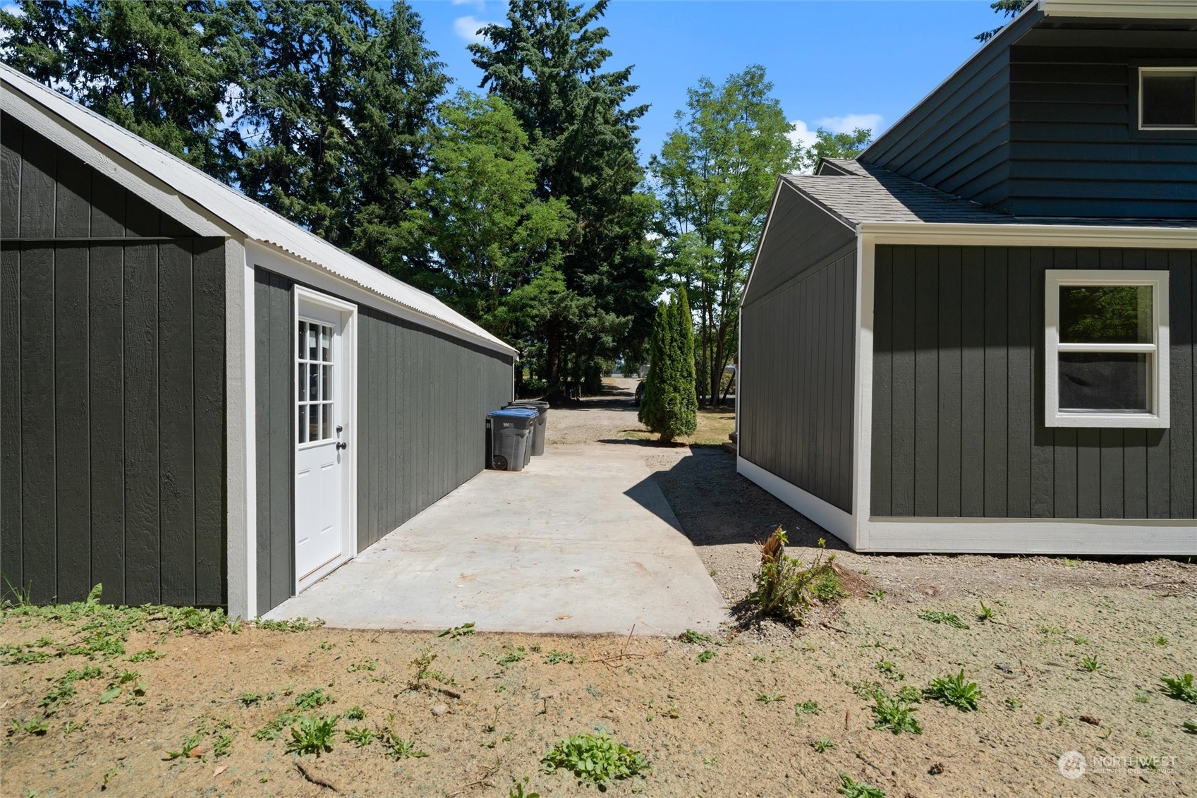 2449 Rocky Point Road NW