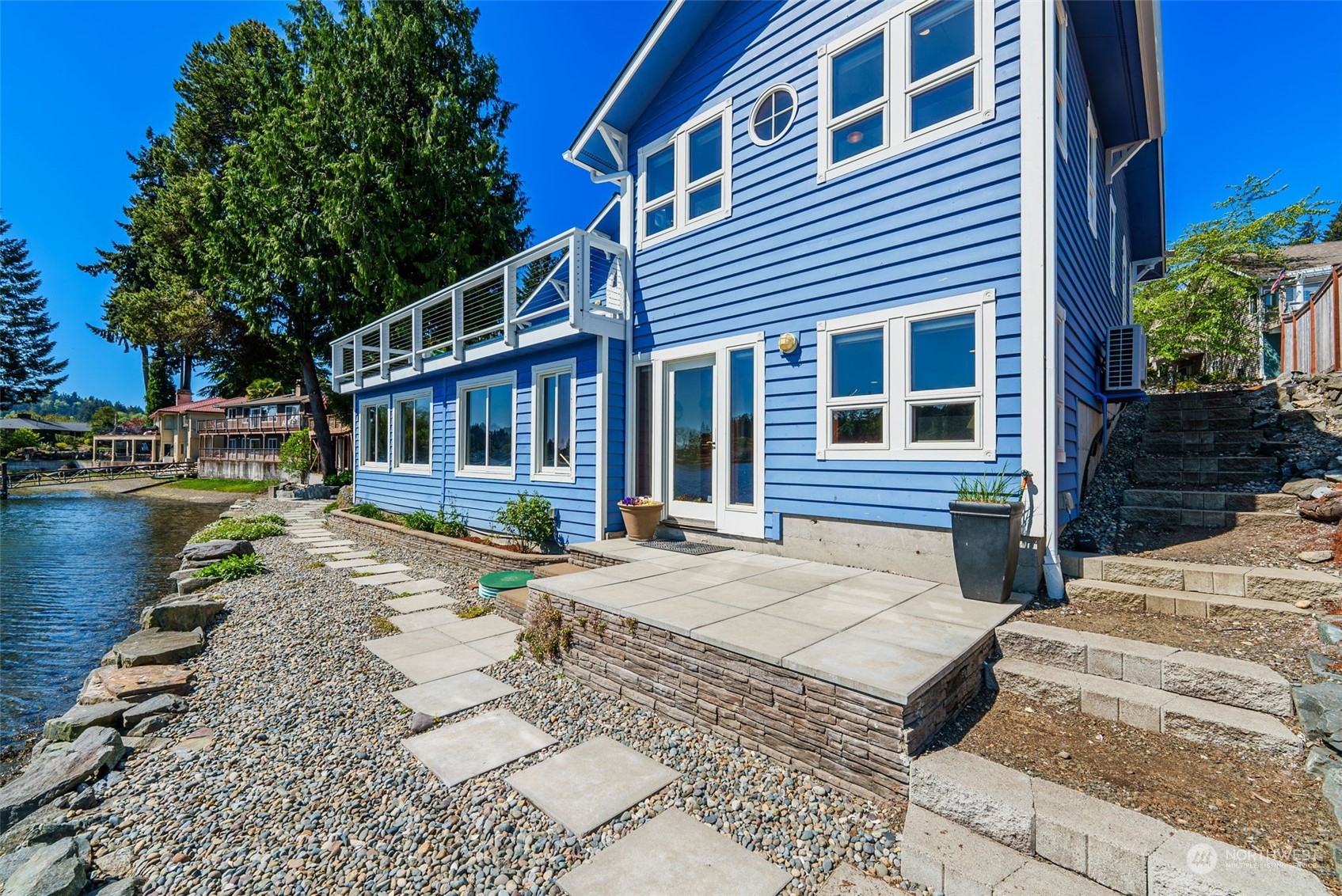 9315 N Harborview Drive