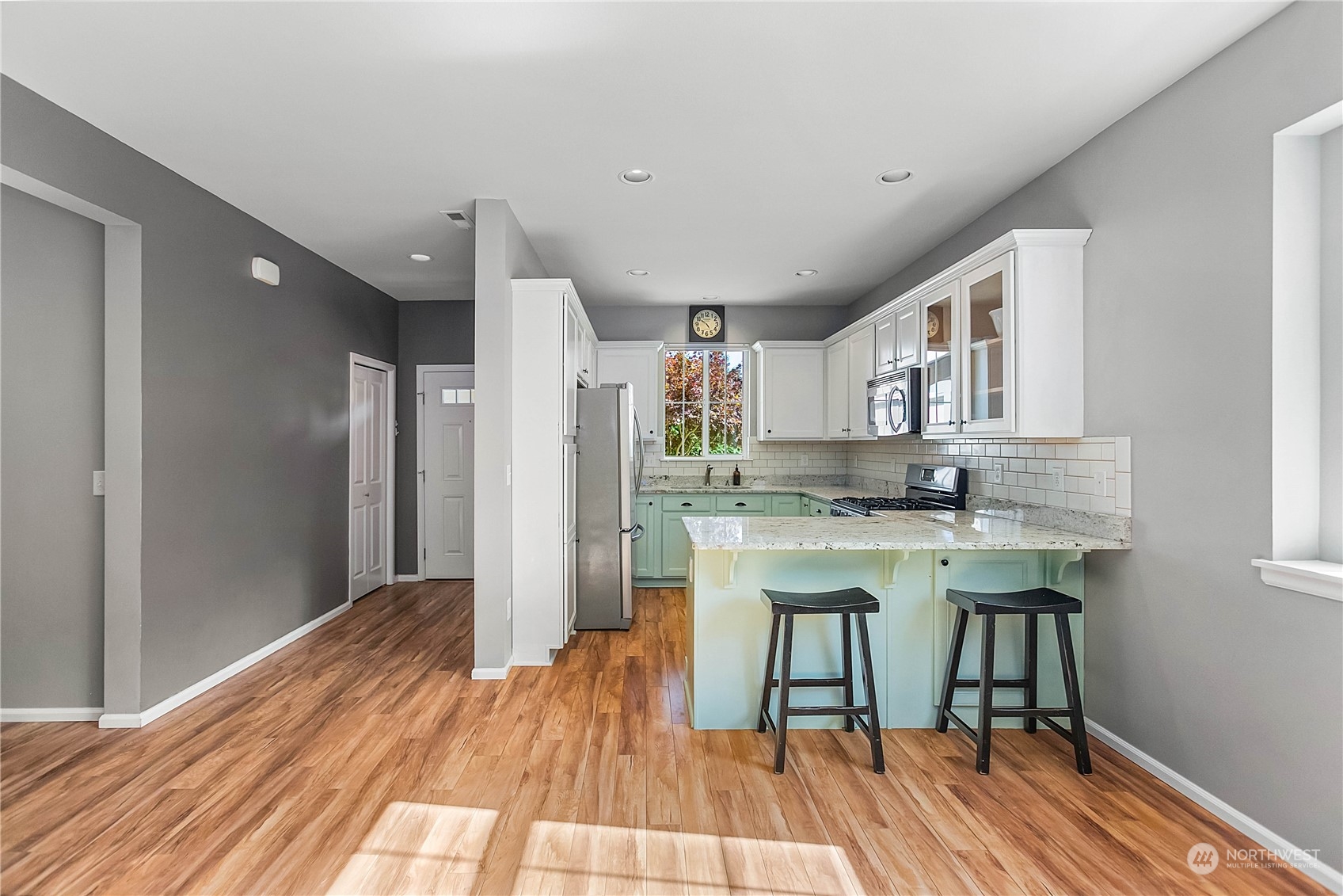 4654 Strathmore Circle SW