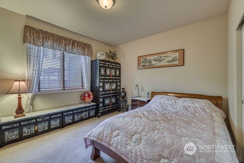 11810 10th Avenue Ct NW