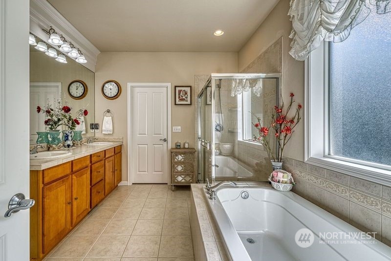 11810 10th Avenue Ct NW