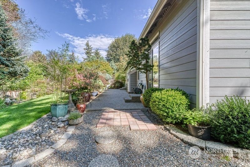 11810 10th Avenue Ct NW