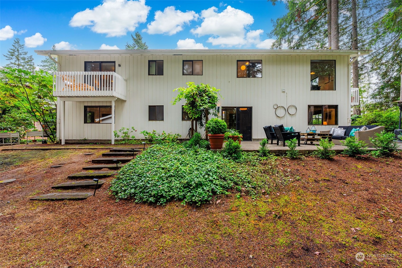 9814 Woodworth Avenue