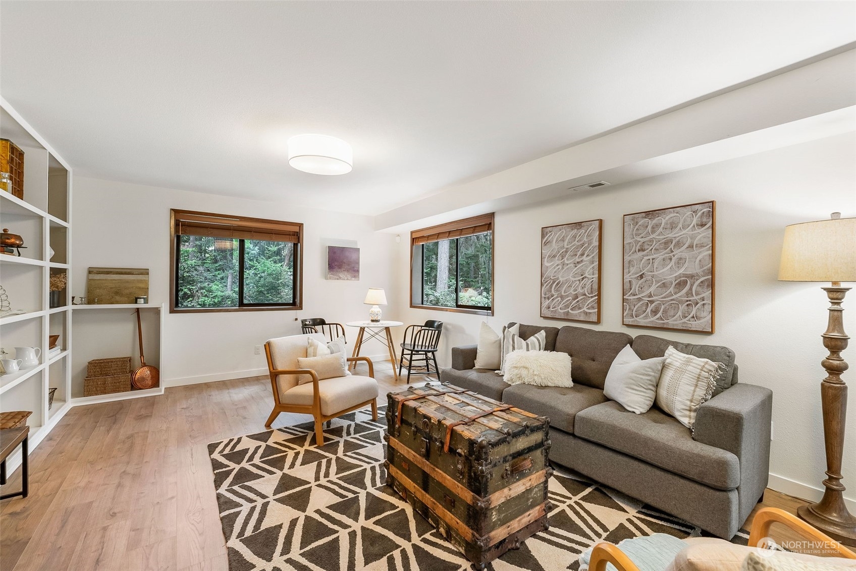 9814 Woodworth Avenue