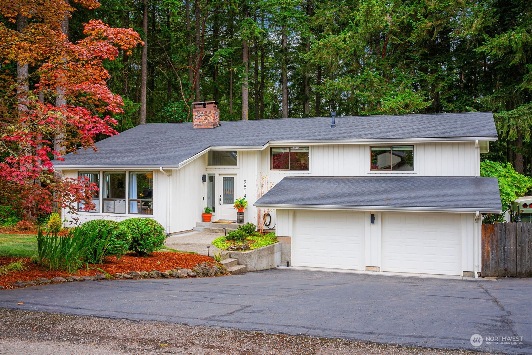 9814 Woodworth Avenue