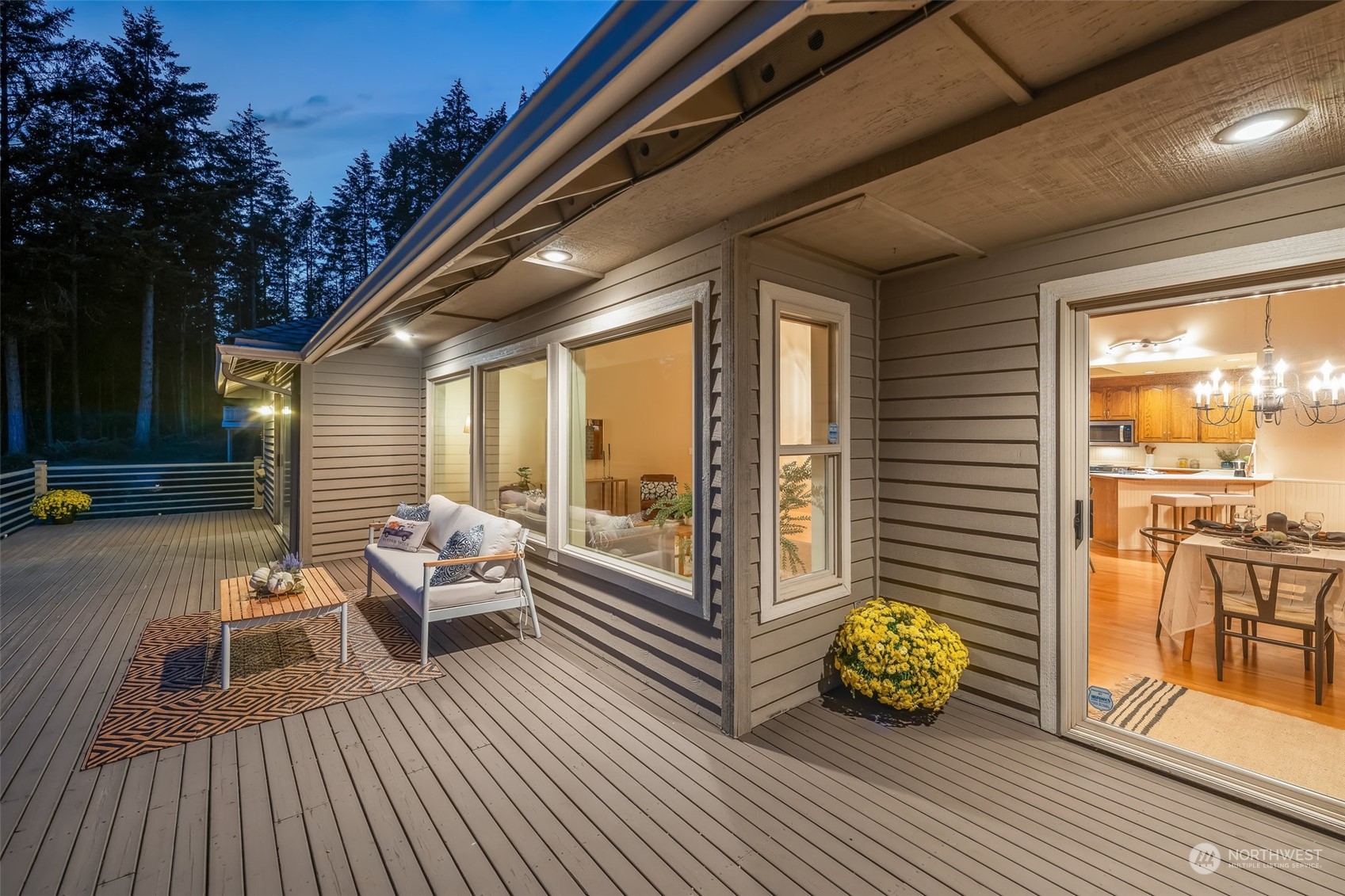 13210 Emerald Drive NW