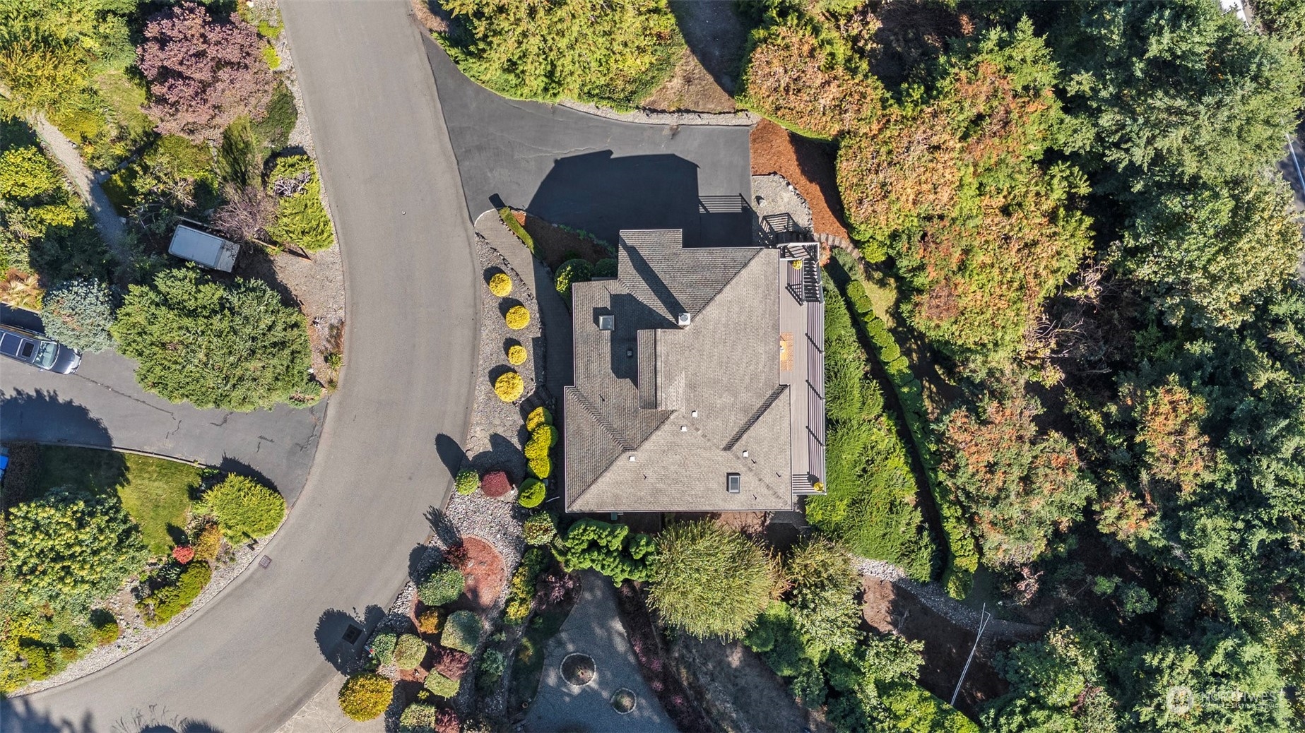 13210 Emerald Drive NW