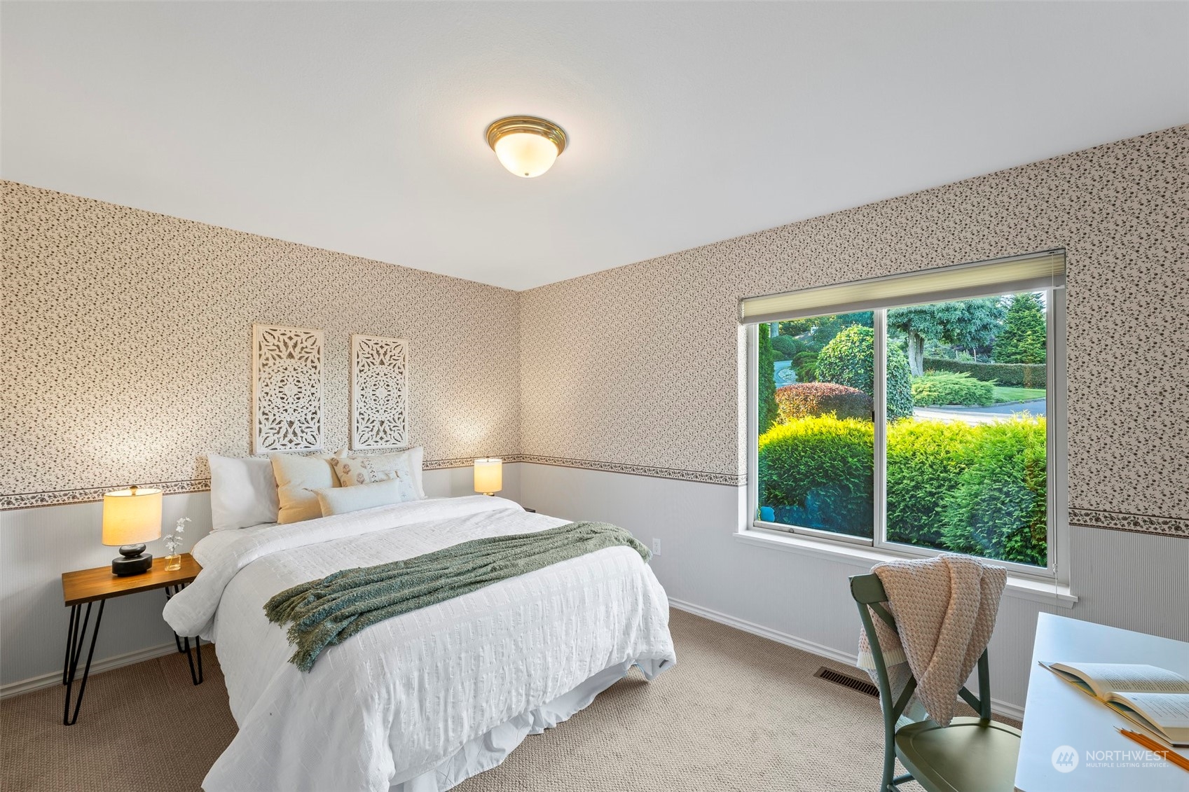 13210 Emerald Drive NW