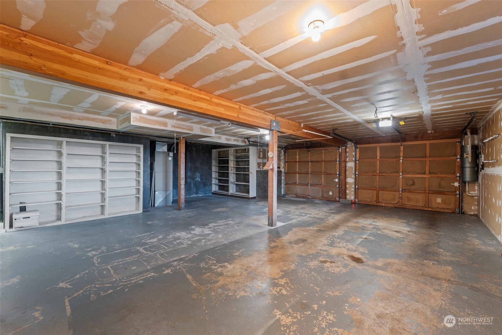 13210 Emerald Drive NW