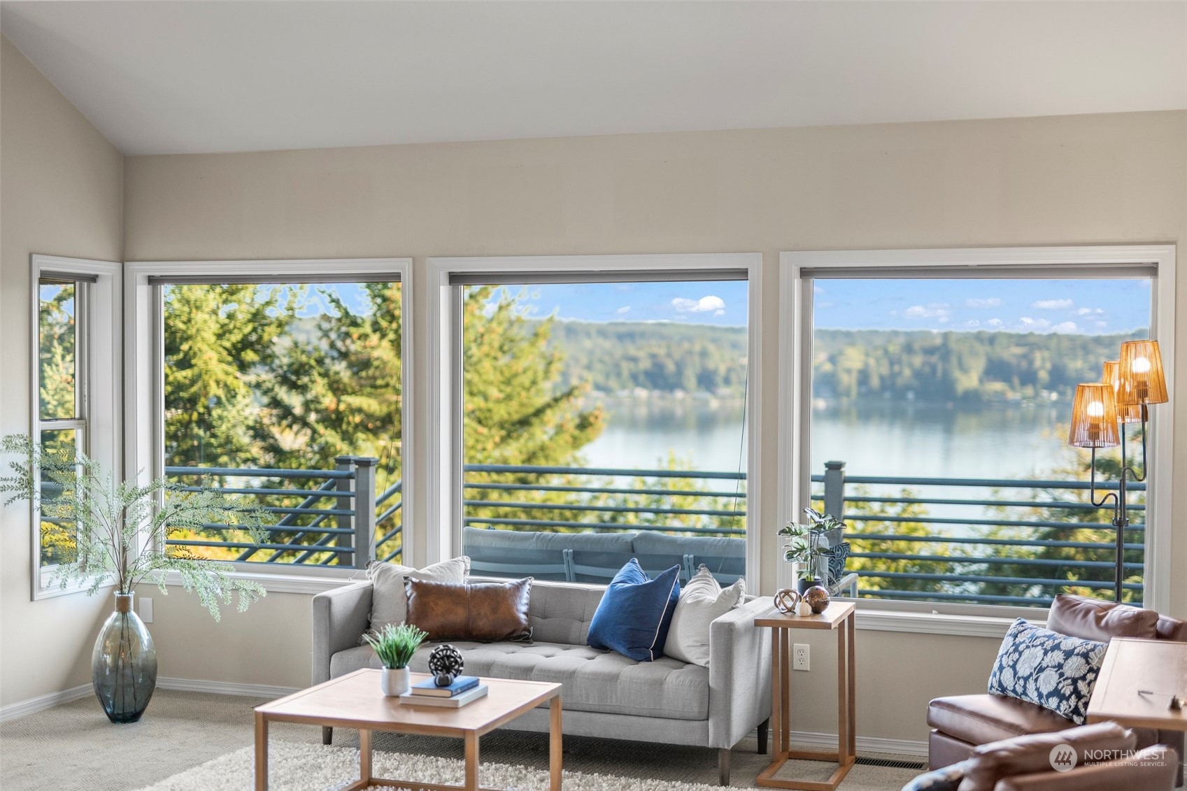 13210 Emerald Drive NW