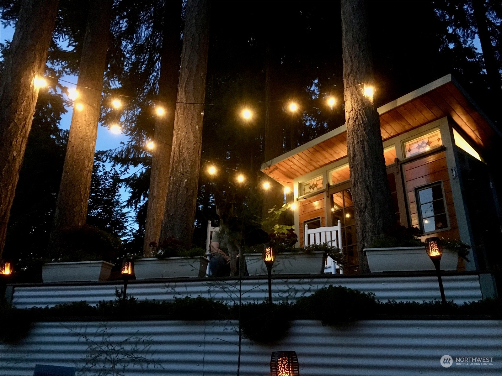 3017 Shawnee Drive NW