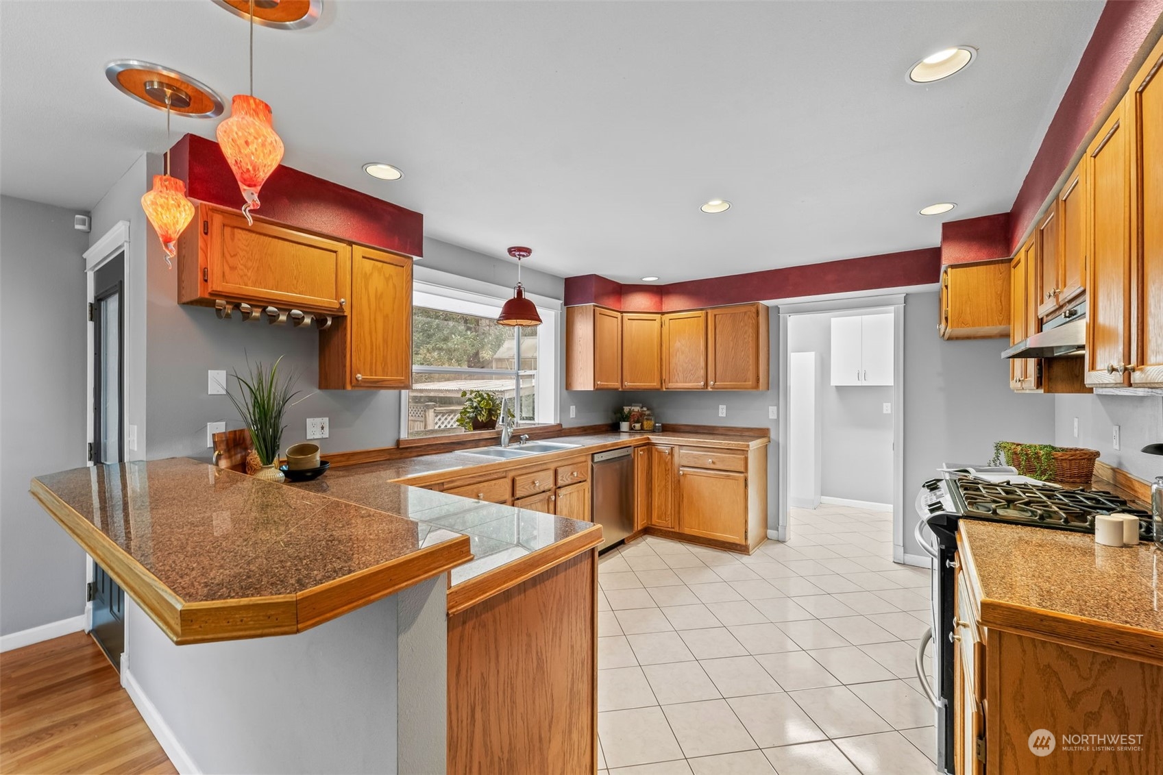 3017 Shawnee Drive NW