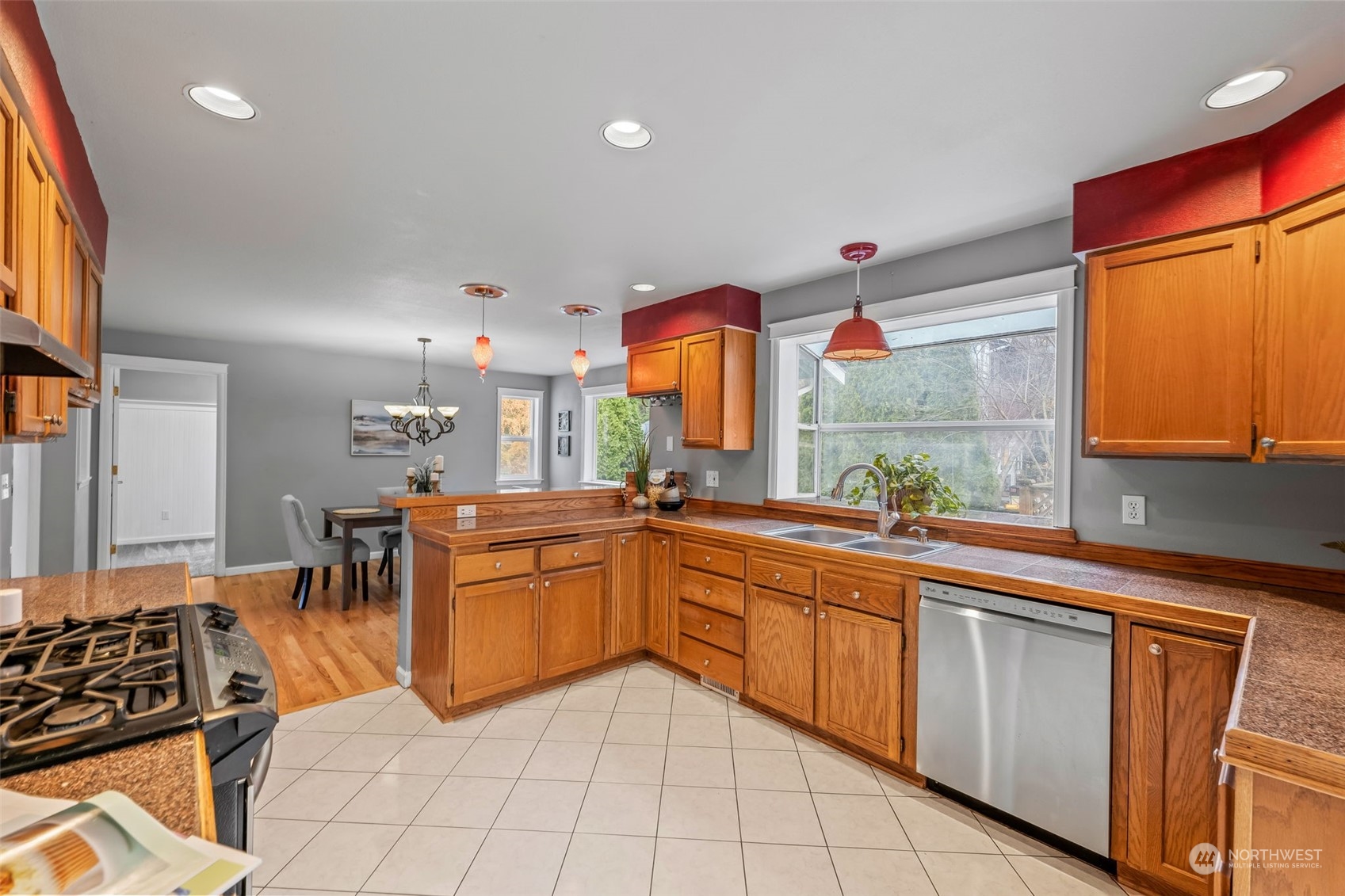 3017 Shawnee Drive NW