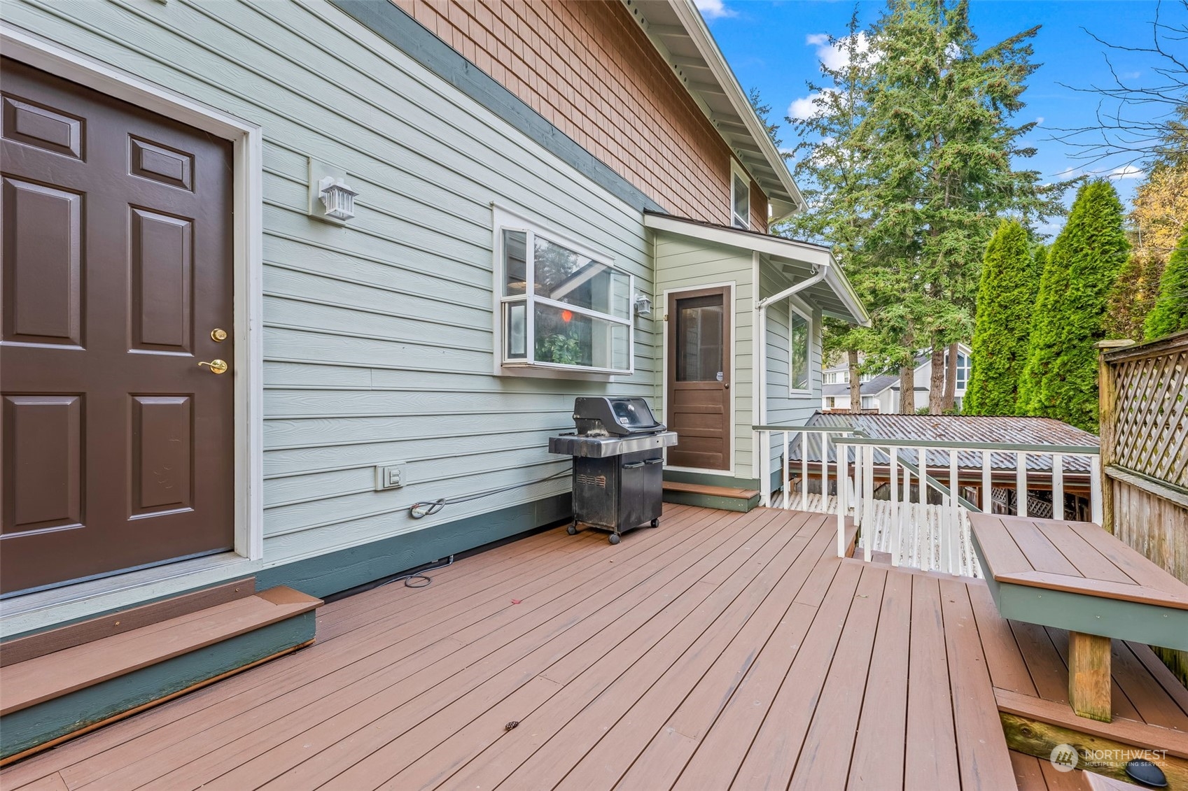 3017 Shawnee Drive NW