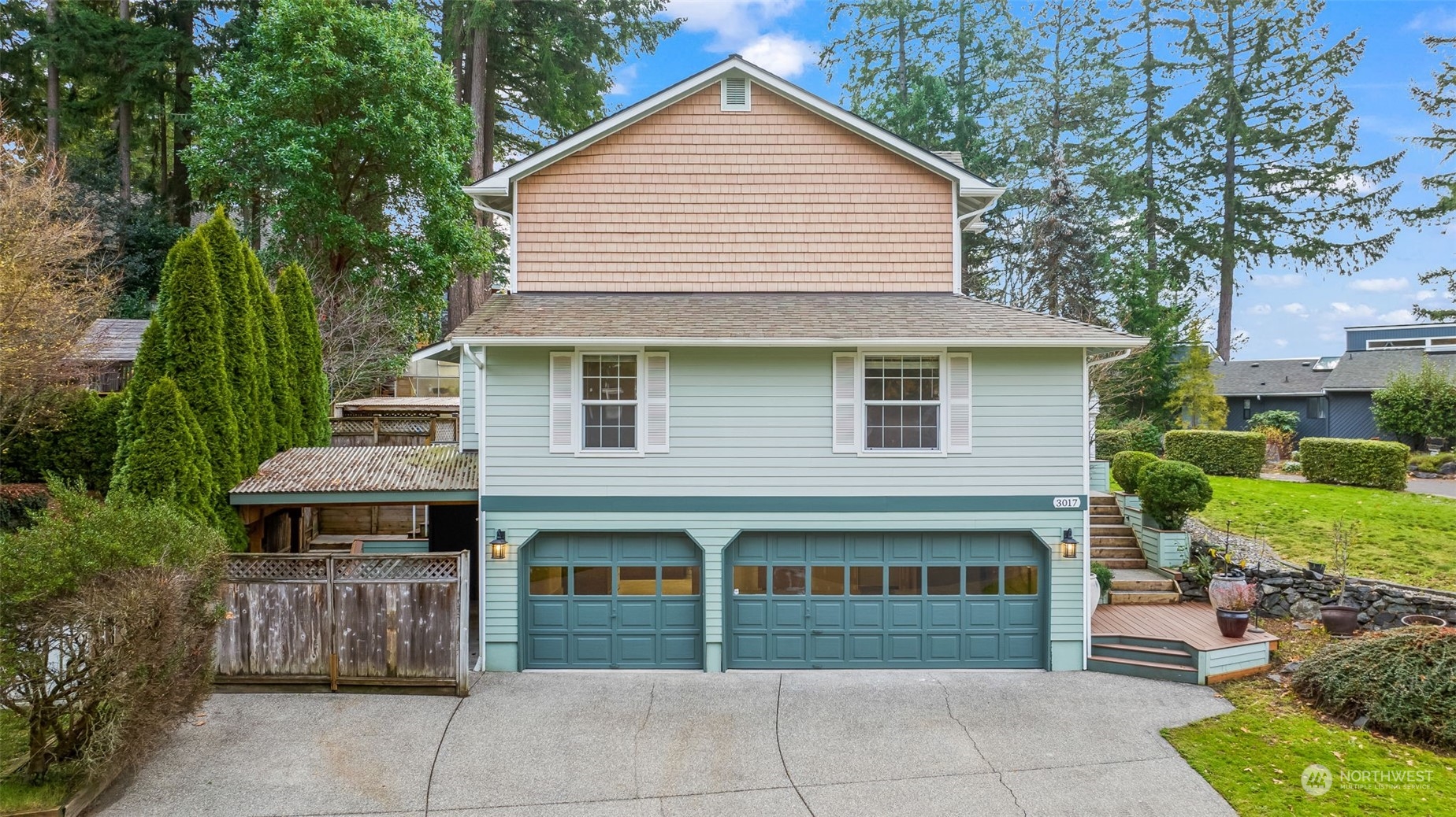 3017 Shawnee Drive NW