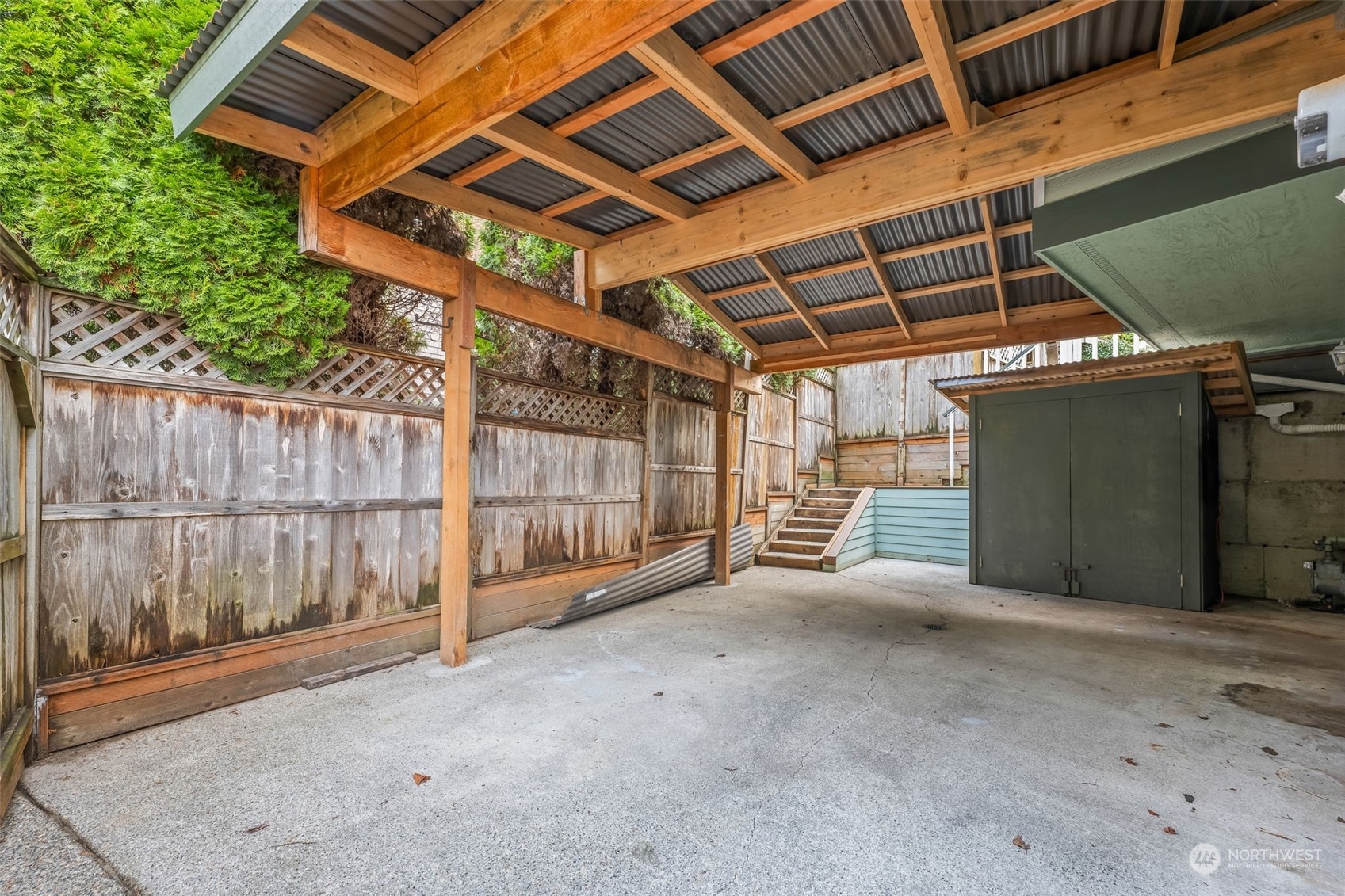 3017 Shawnee Drive NW