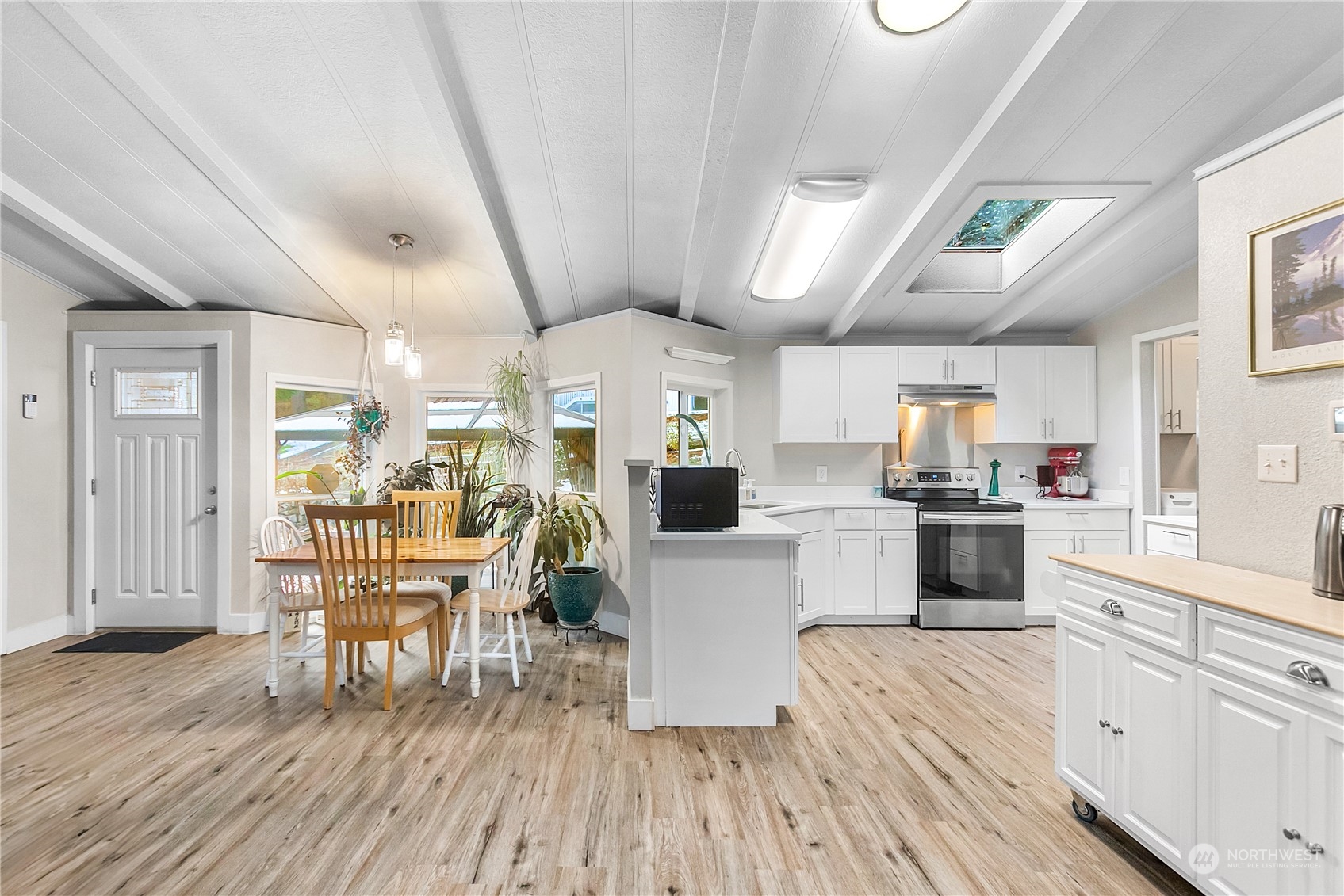 40 NE Captain Kidd Court