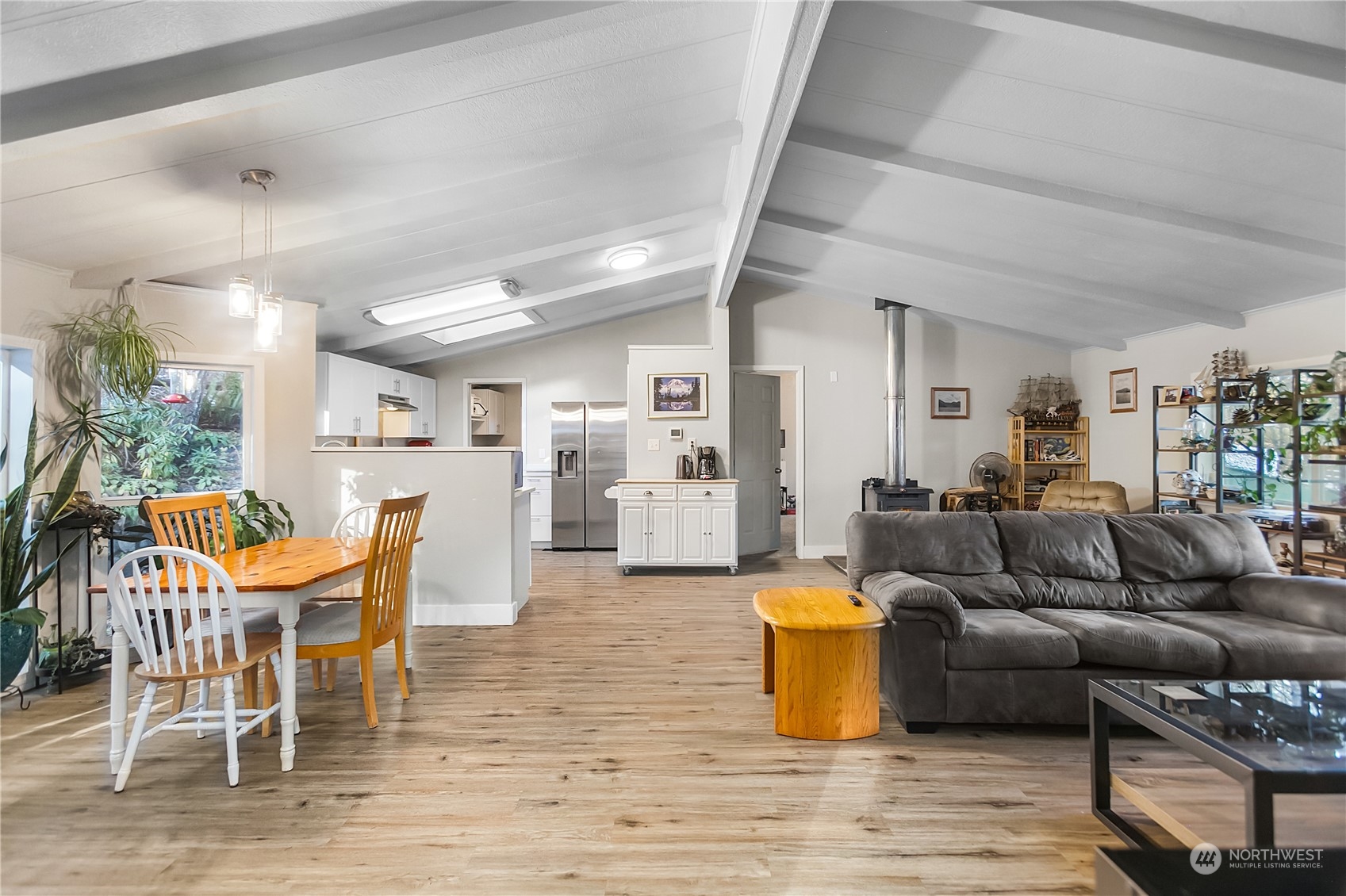 40 NE Captain Kidd Court