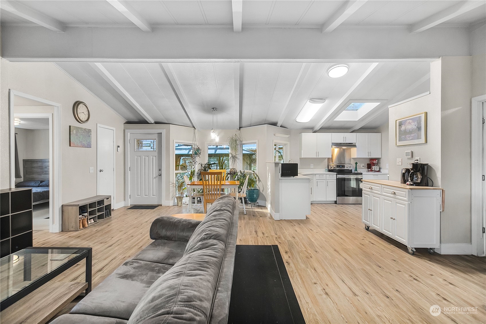 40 NE Captain Kidd Court