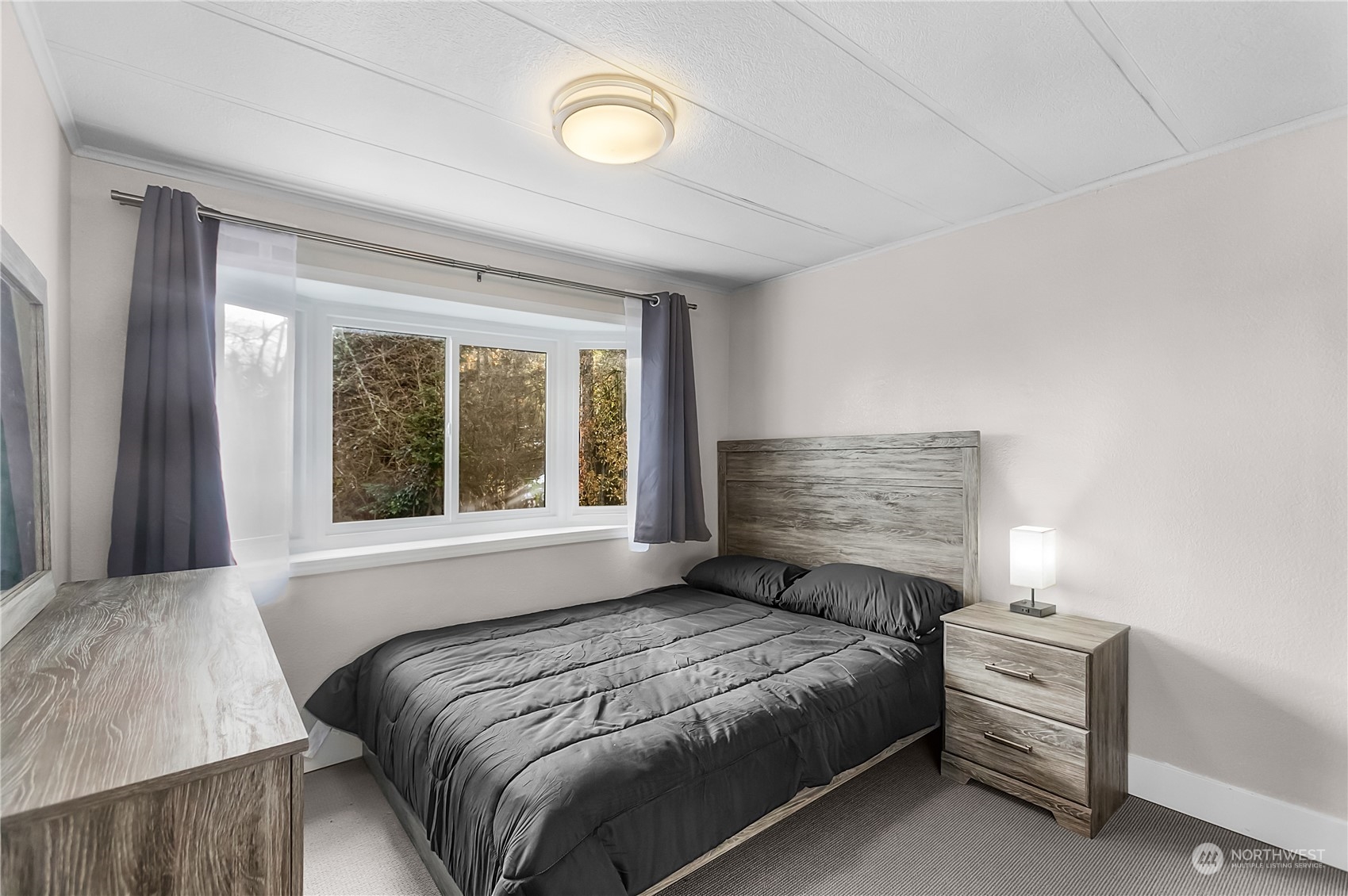 40 NE Captain Kidd Court