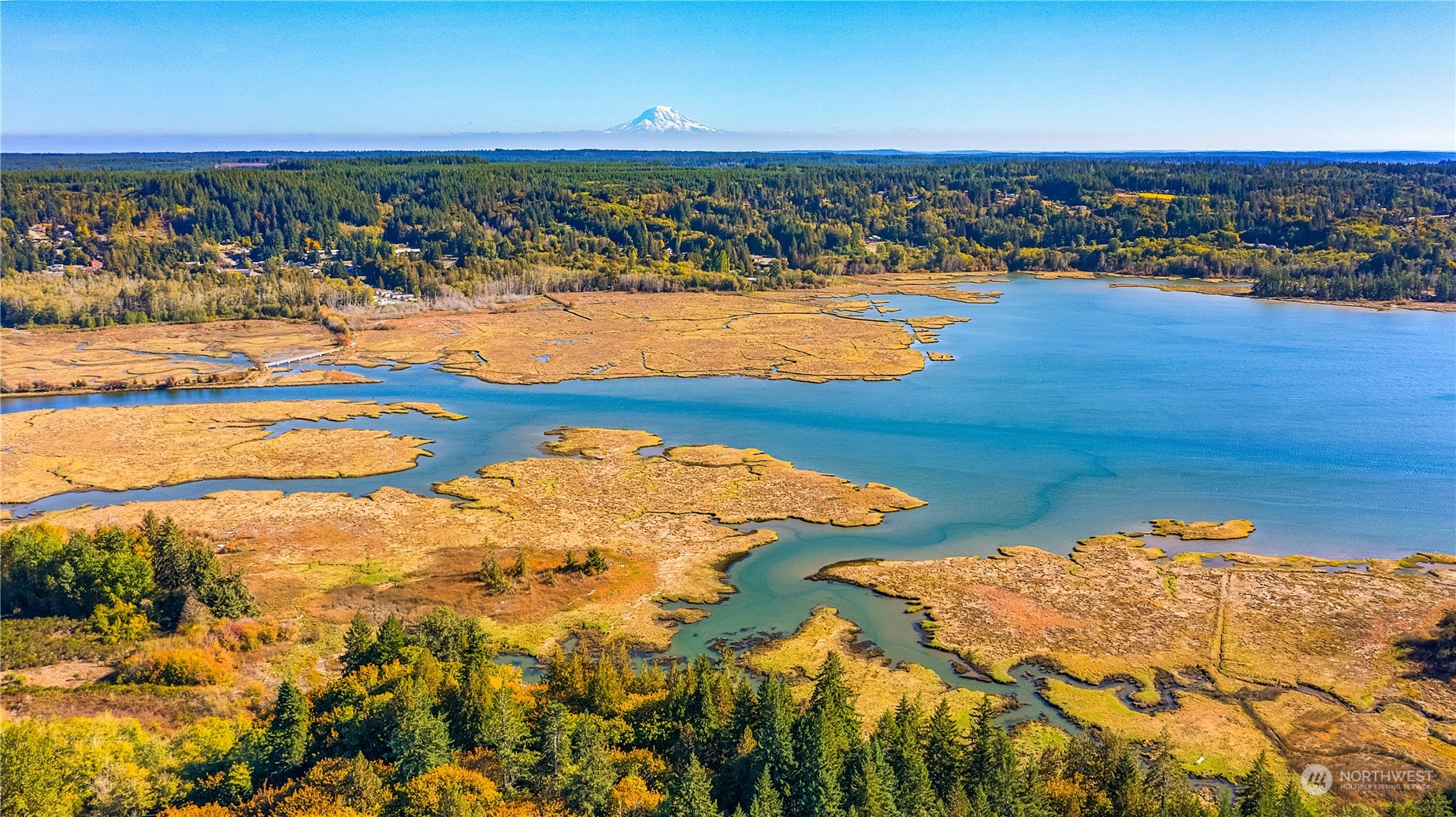 40 NE Captain Kidd Court