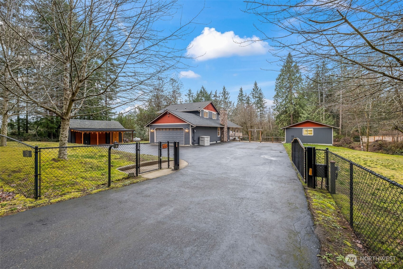 150 SW Spruce Road