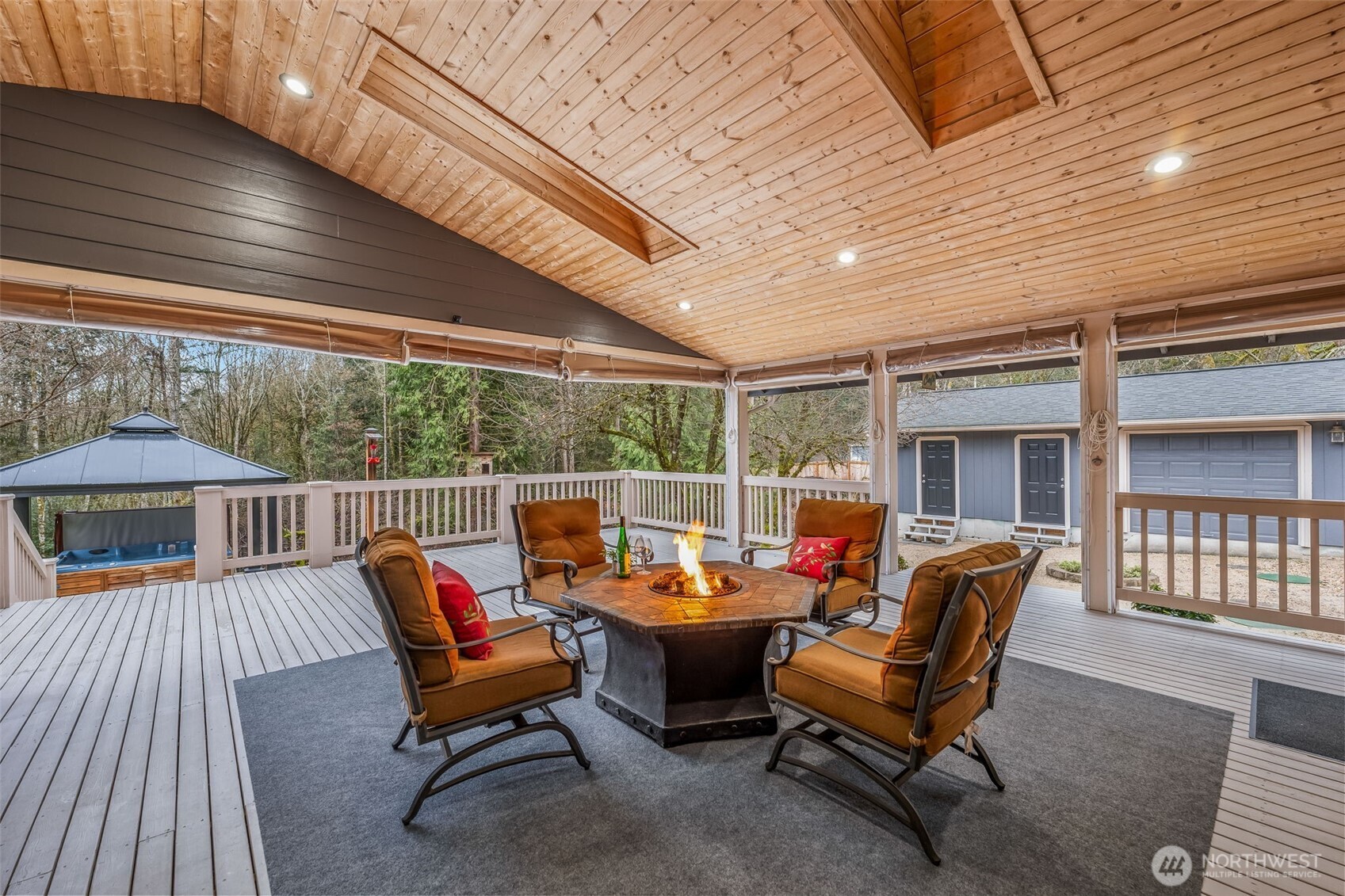 150 SW Spruce Road