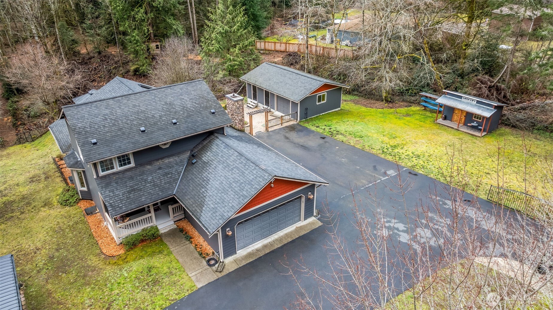 150 SW Spruce Road