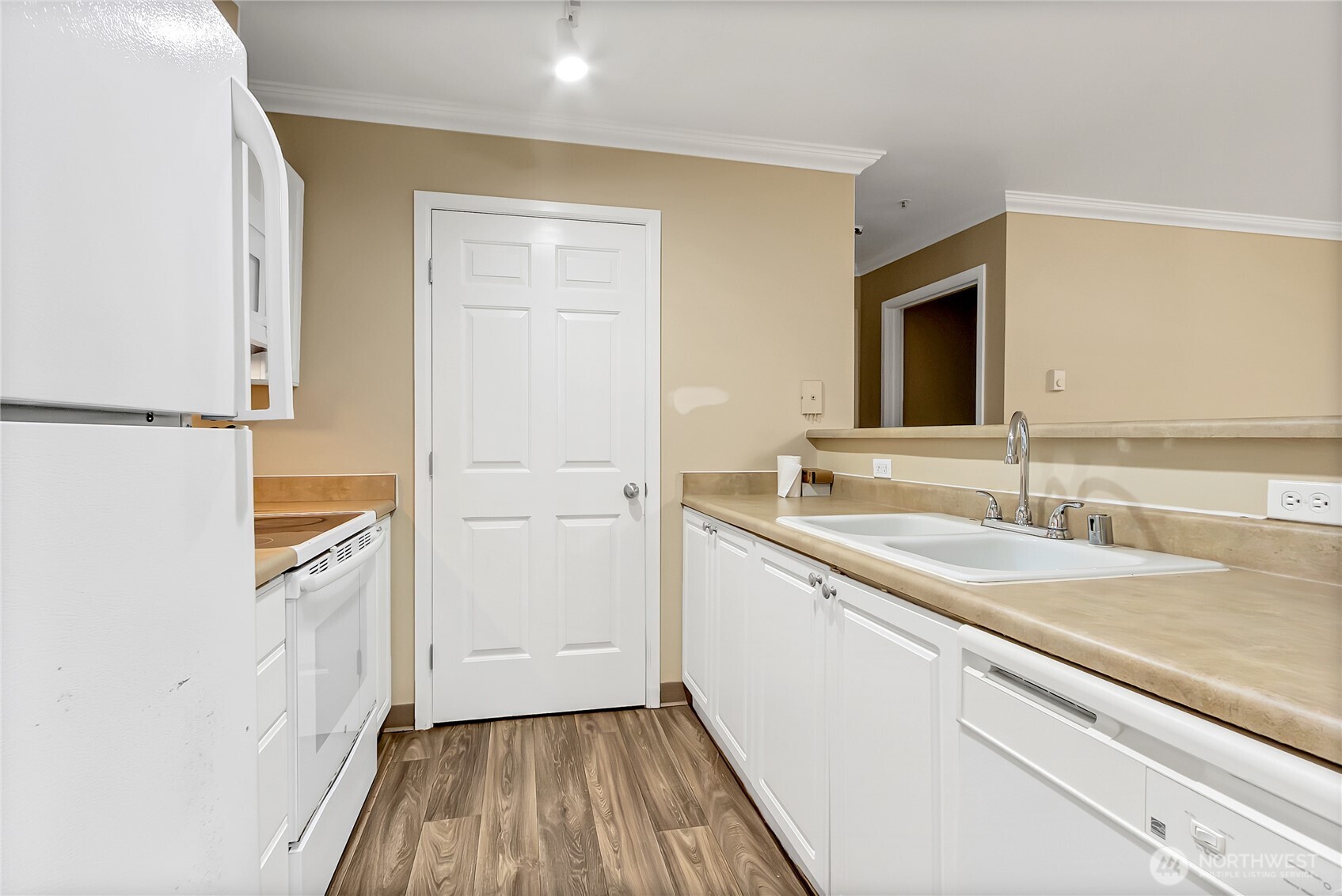 33020 10th Avenue SW Unit: C103