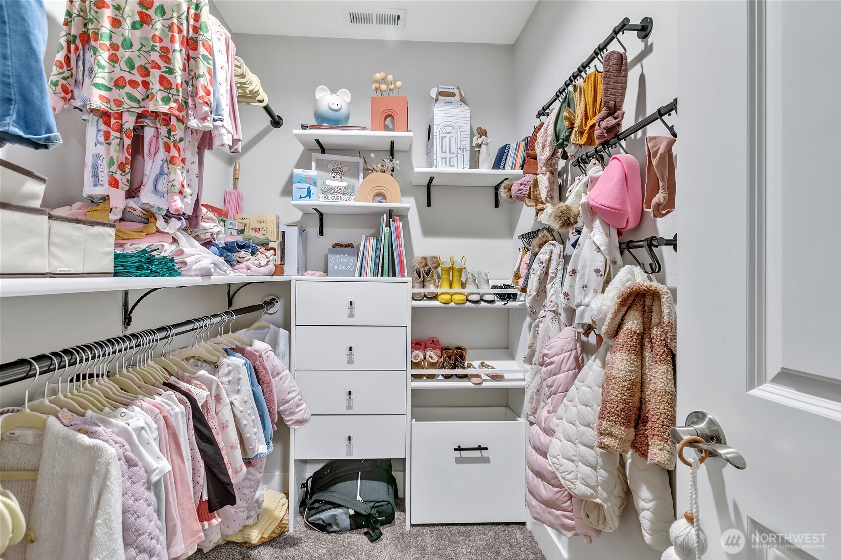 4098 Eastwood Avenue SE