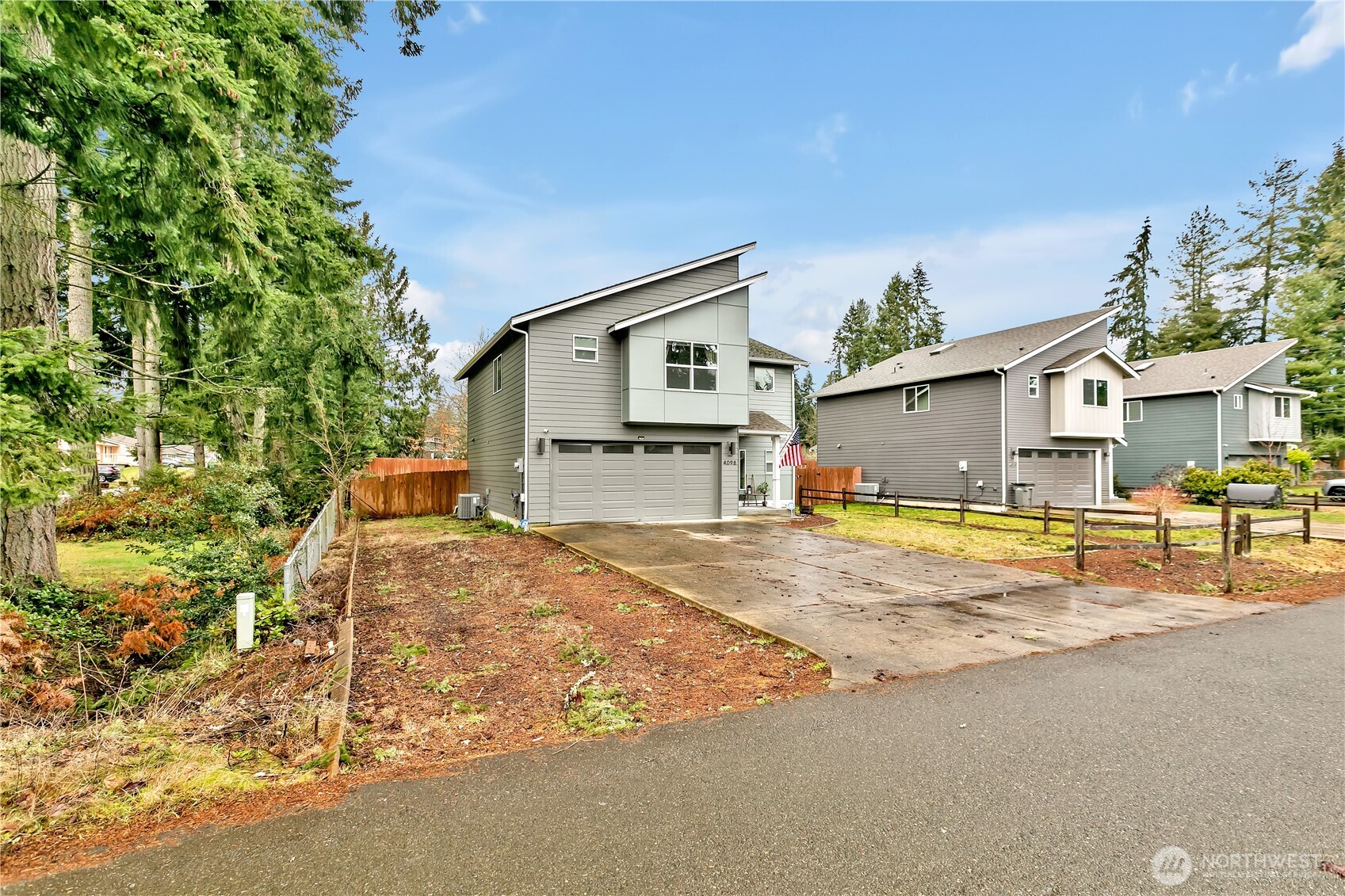 4098 Eastwood Avenue SE