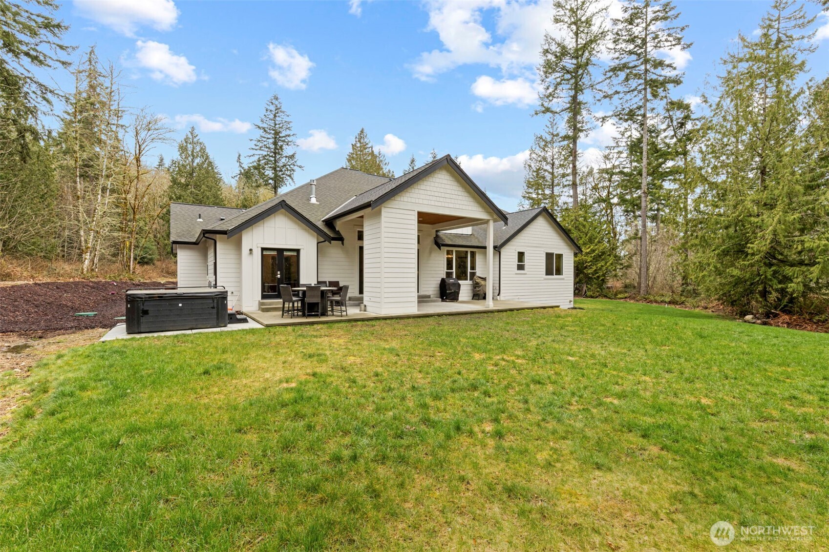 7337 SE Maple Bluff Court