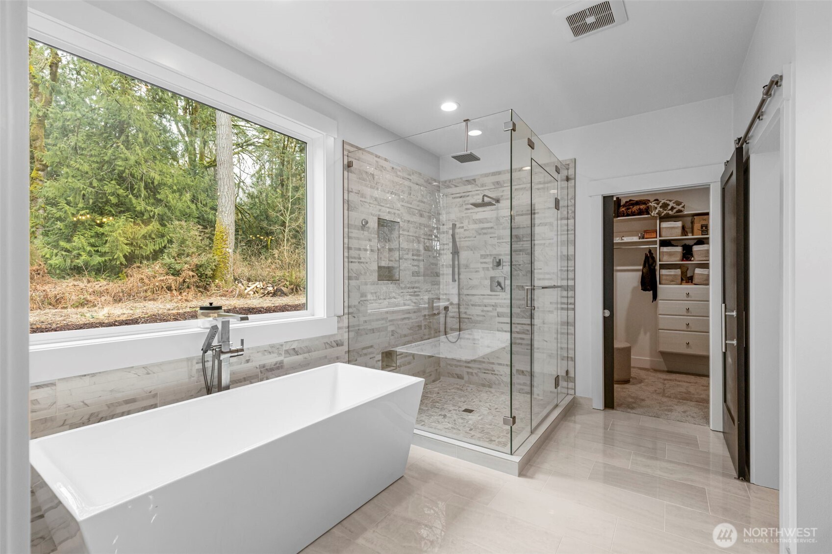 7337 SE Maple Bluff Court