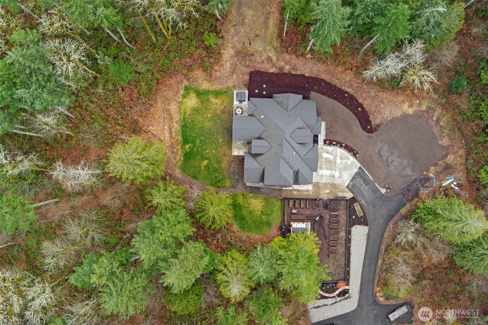 7337 SE Maple Bluff Court