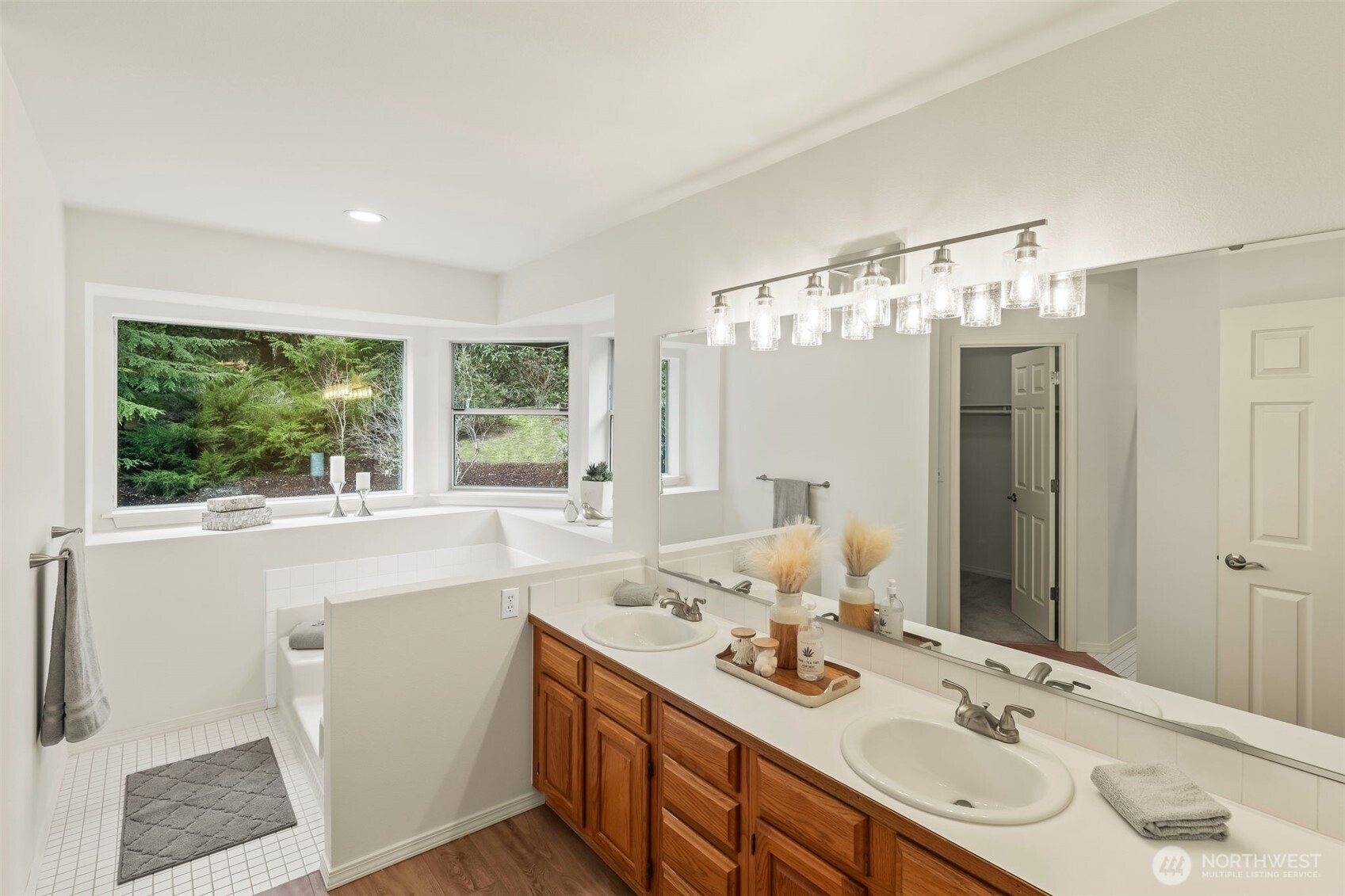 2311 22nd Avenue Ct NW