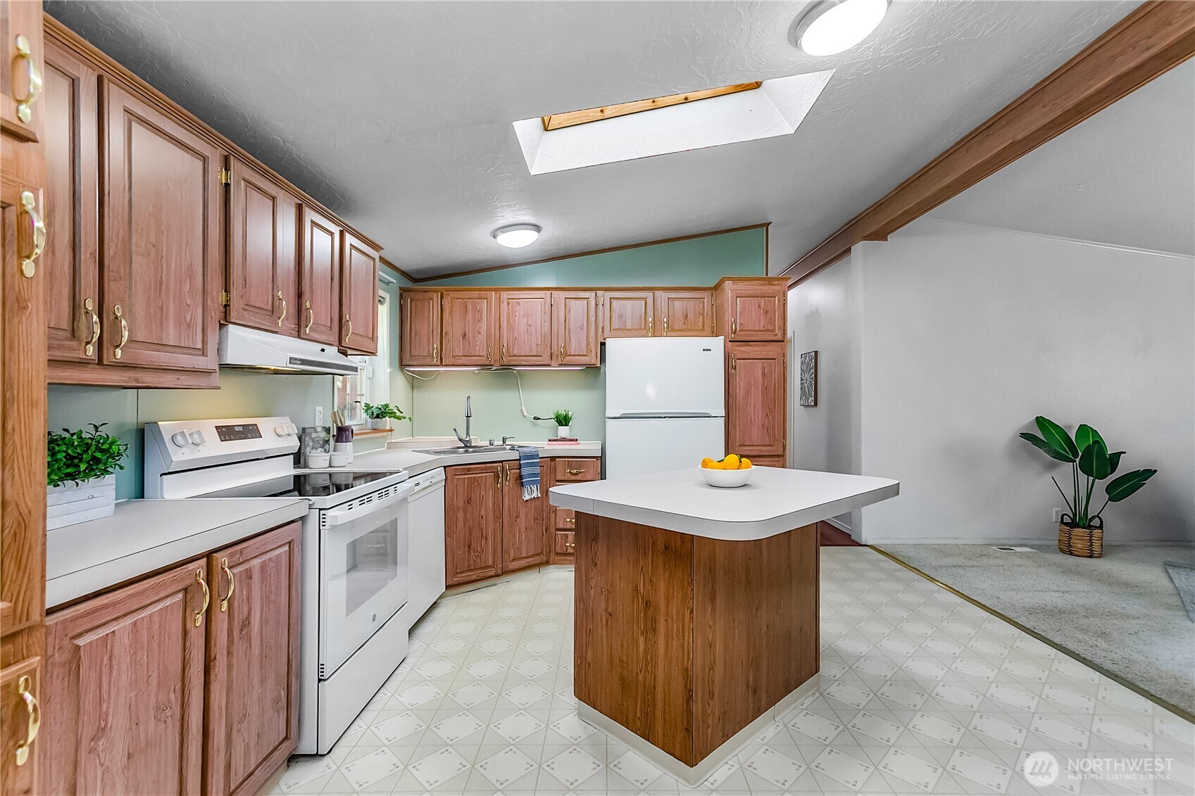 7934 NE Three Berry Lane