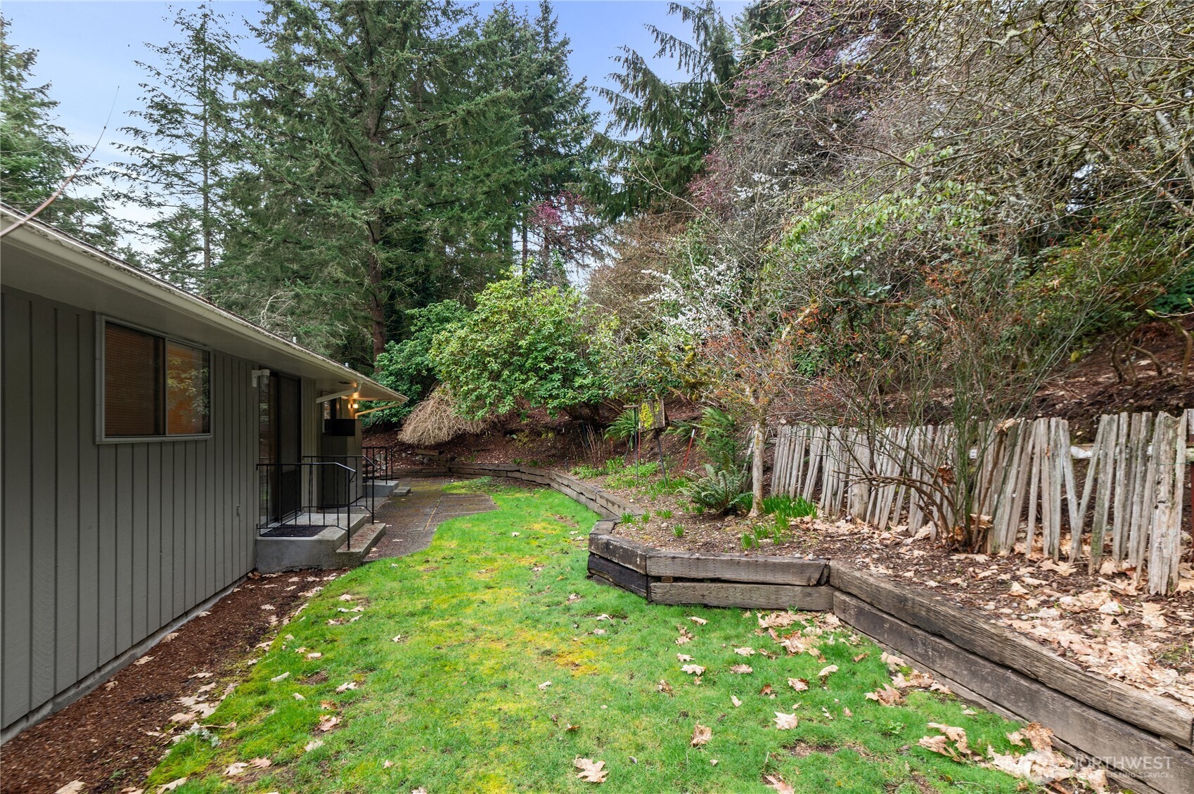 1550 Rainier Drive