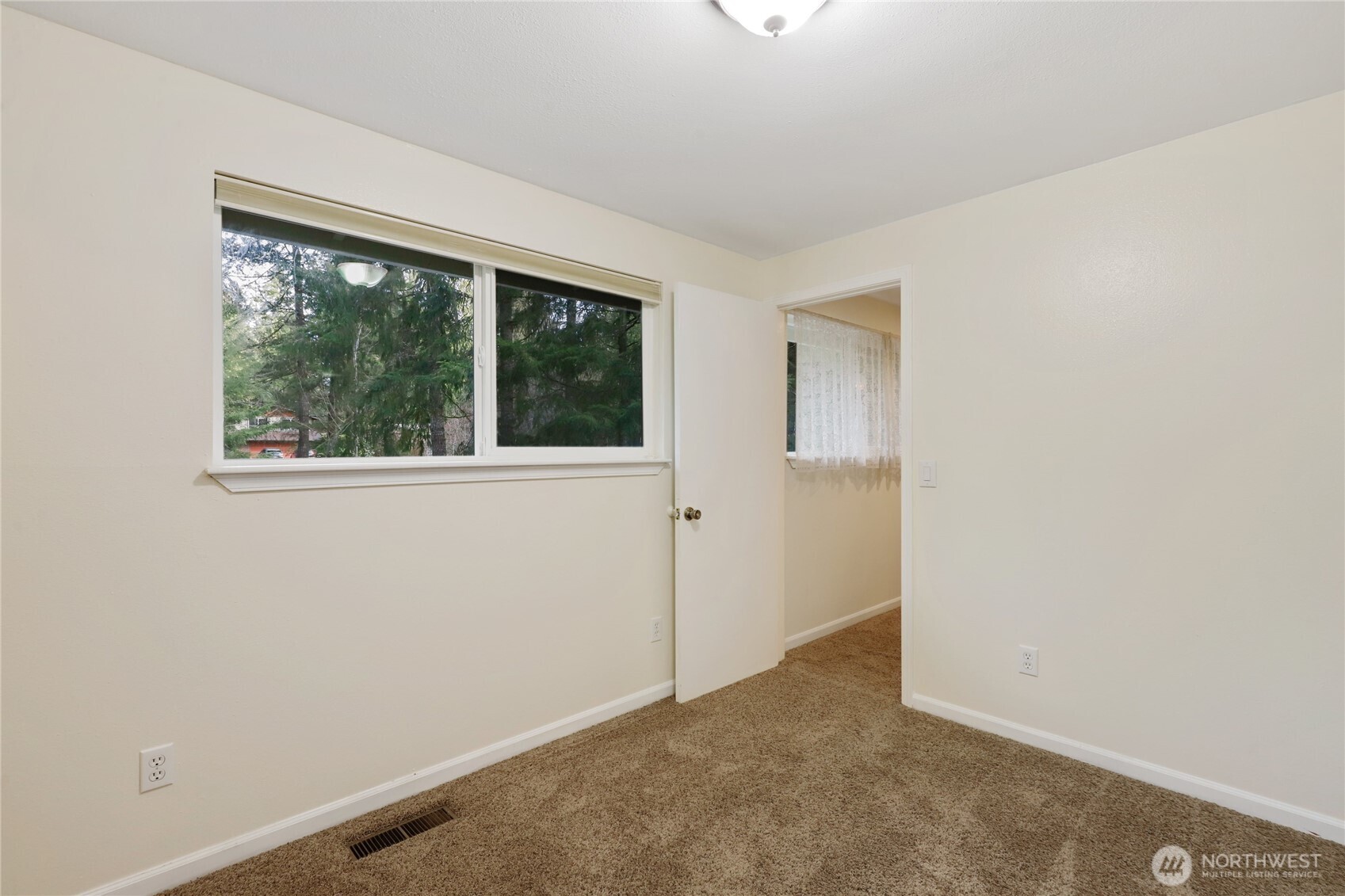 2910 SE Duchess Court