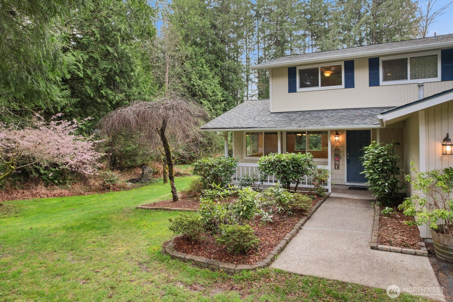 2910 SE Duchess Court