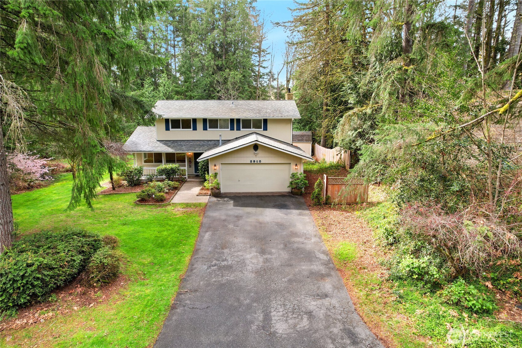 2910 SE Duchess Court