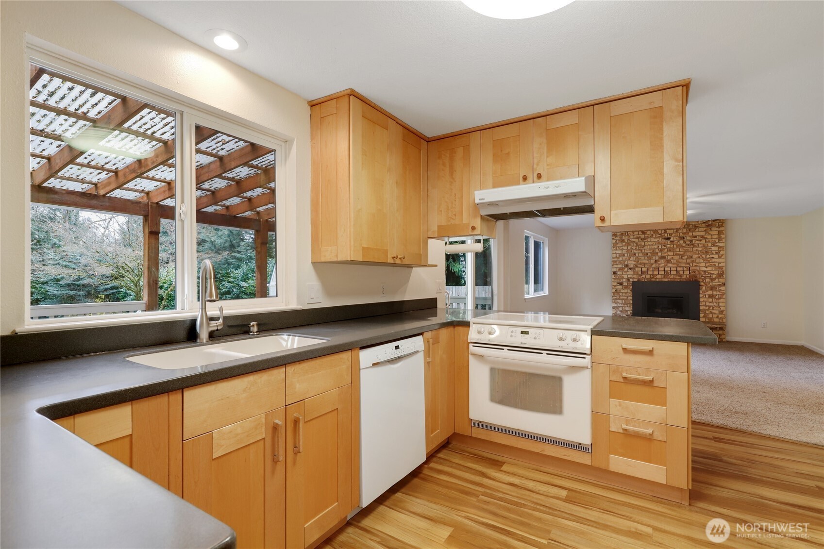 2910 SE Duchess Court