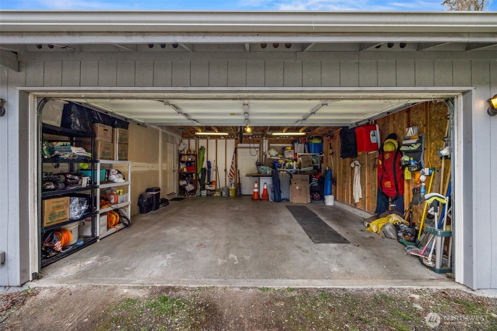 9601 128th Avenue NW