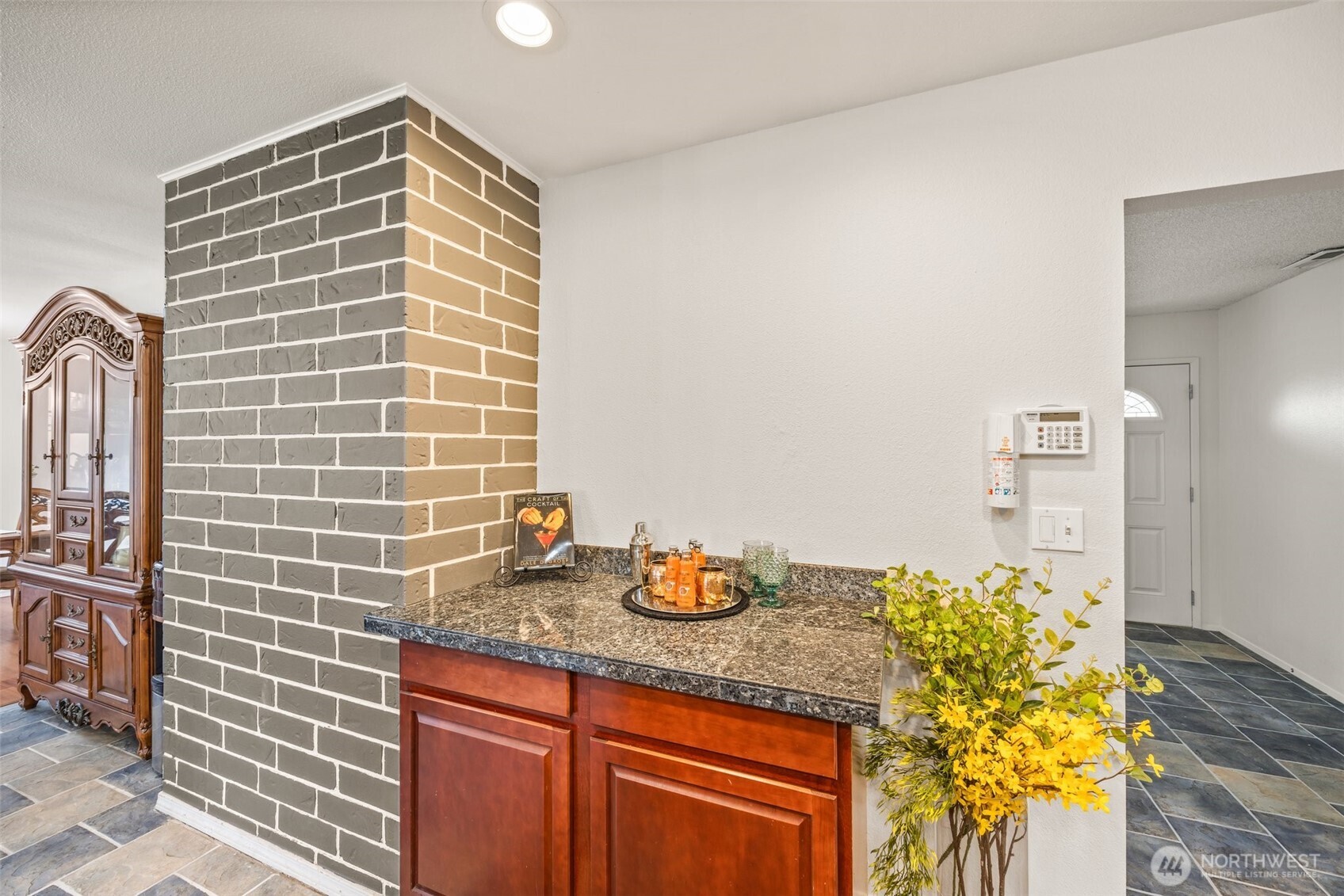 9601 128th Avenue NW