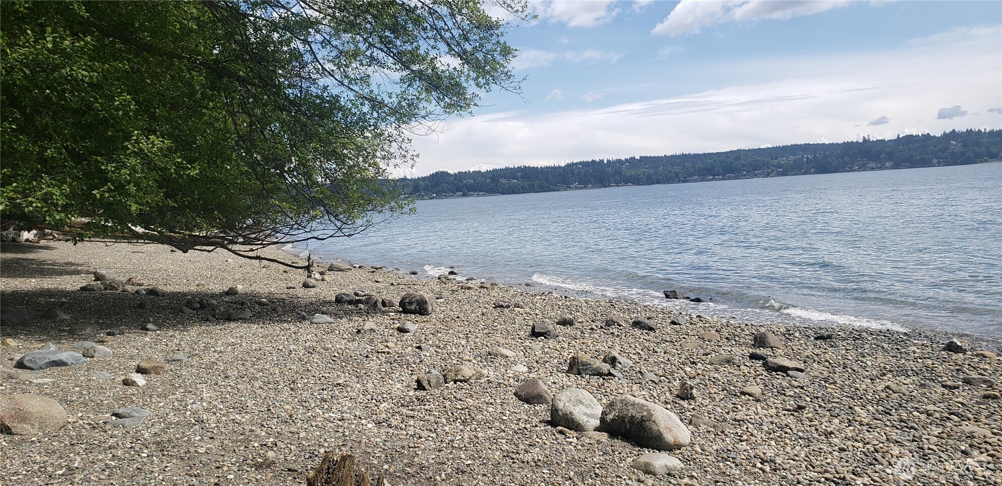 9601 128th Avenue NW