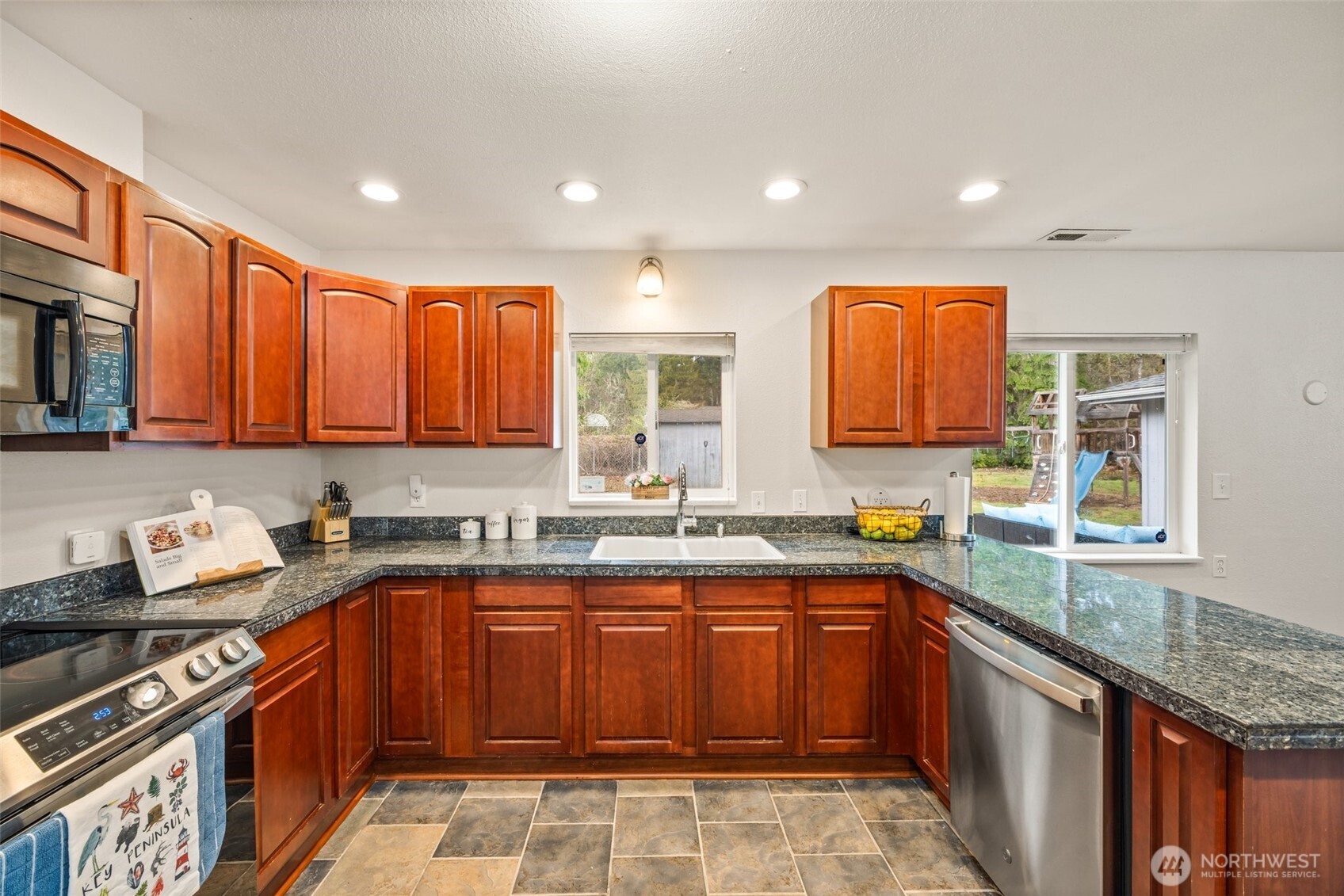 9601 128th Avenue NW