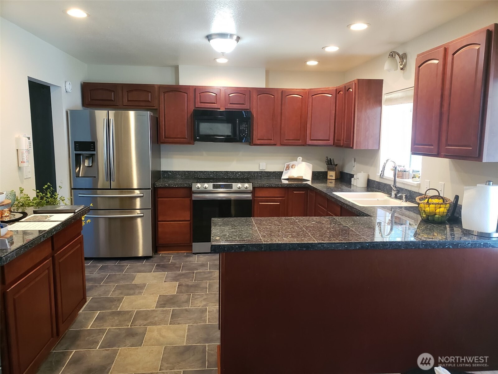 9601 128th Avenue NW